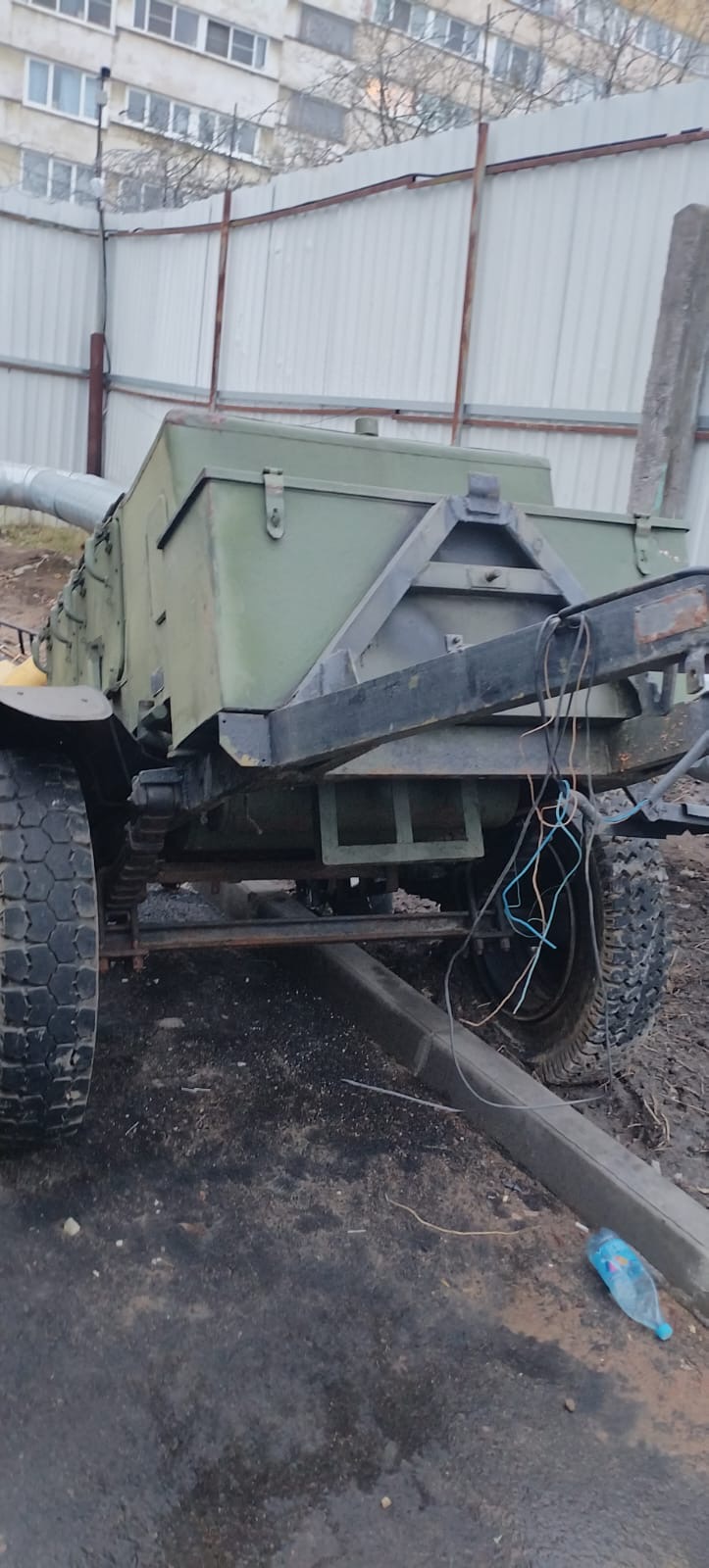 Высвобождаемое движимое военное имущество (лом продовольственной службы)