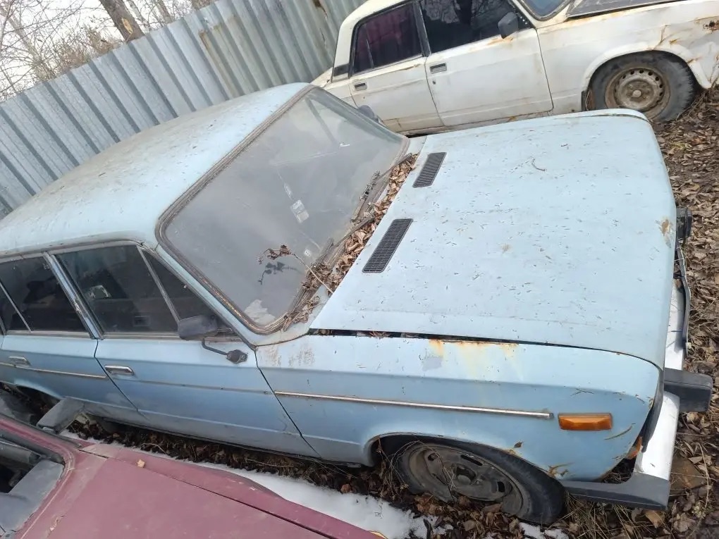 Автомобиль ВАЗ 21063, г/н Т532СМ124, 1992 г.в., VIN XTA210630N2889432, двигатель № 2428441, цвет голубой, рабочее состояние и комплектность не проверялось. Находится в Назаровском районе данное имущество обращено в доход государства (Документы и ключи отсутствуют). (2449/25)