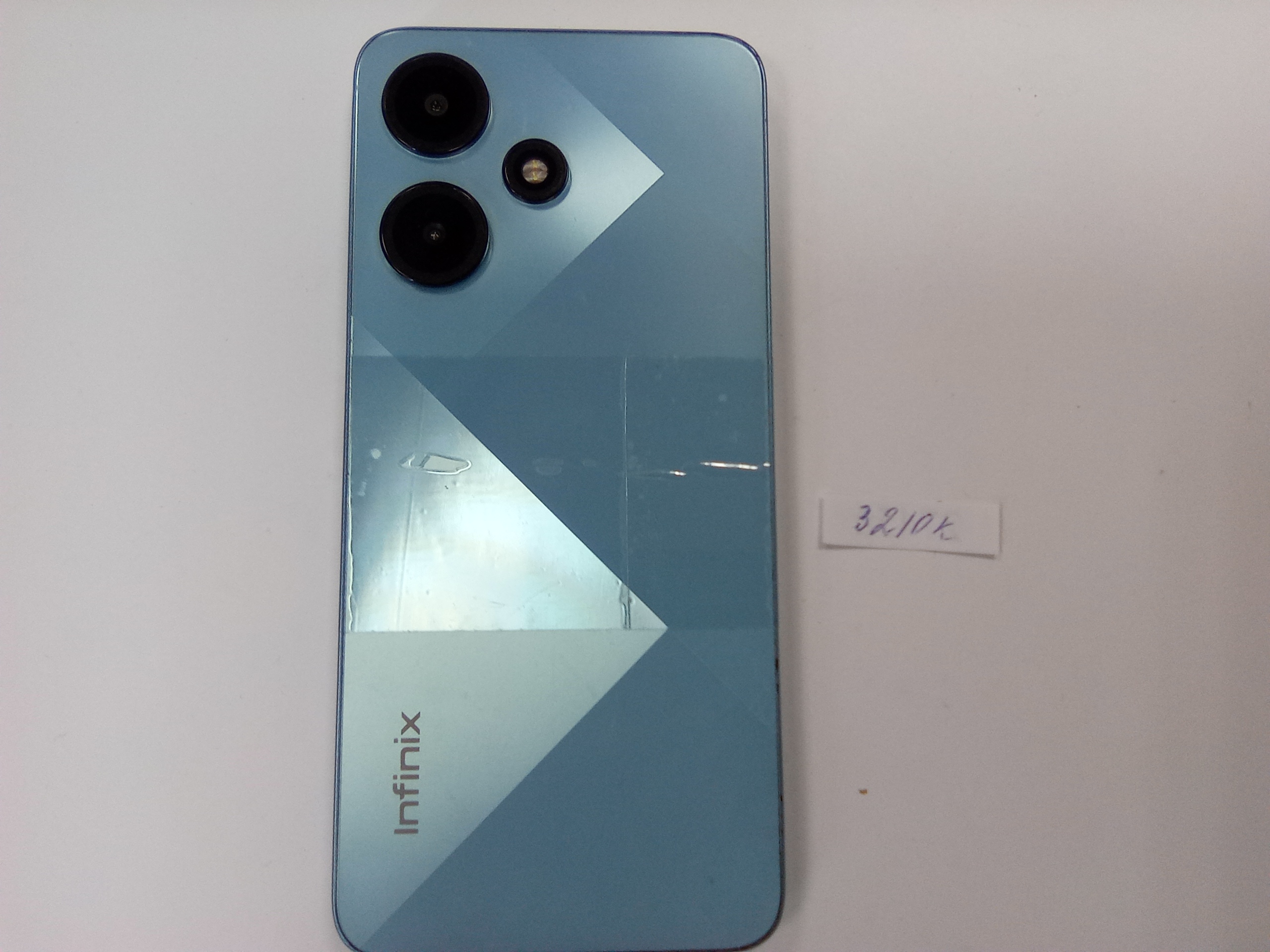 Сотовый телефон "Infinix