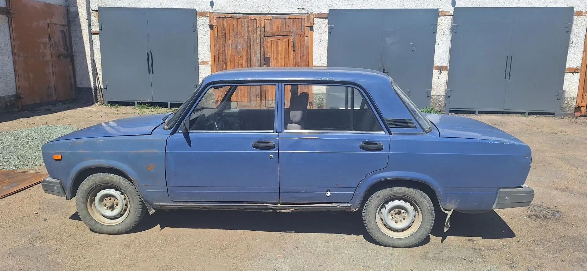 Автомобиль, идентификационный номер (VIN) ХТА21053062057955, марка ВАЗ- 21053, модель LADA 2105, год выпуска 2005, модель, номер двигателя 2103, 8235857, кузов (кабина, прицеп) № 2057955, цвет синий