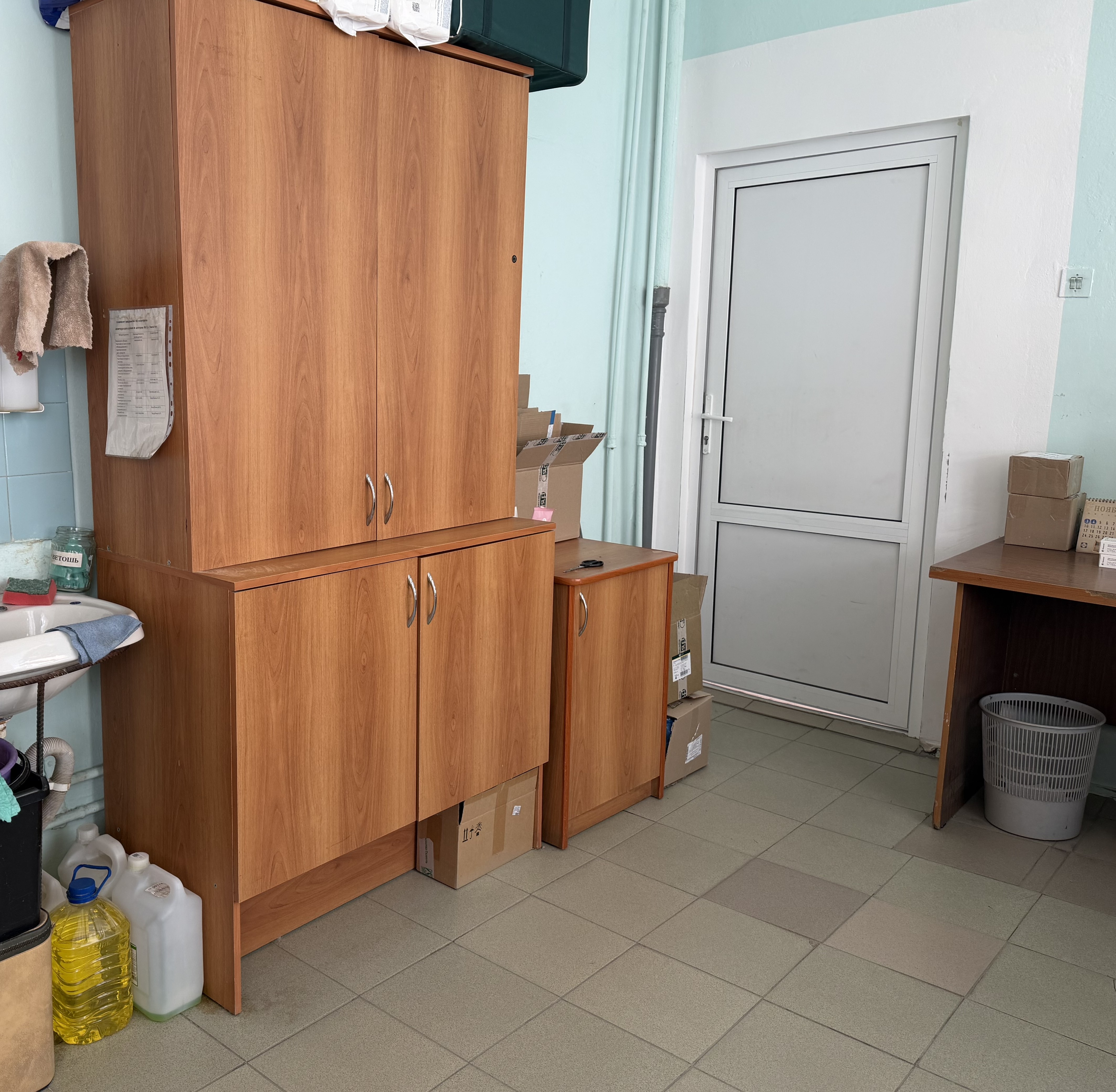 Нежилые помещения №№ 22,23 общей площадью 47,1 кв.м., расположенные на втором этаже здания кыштымской поликлиники