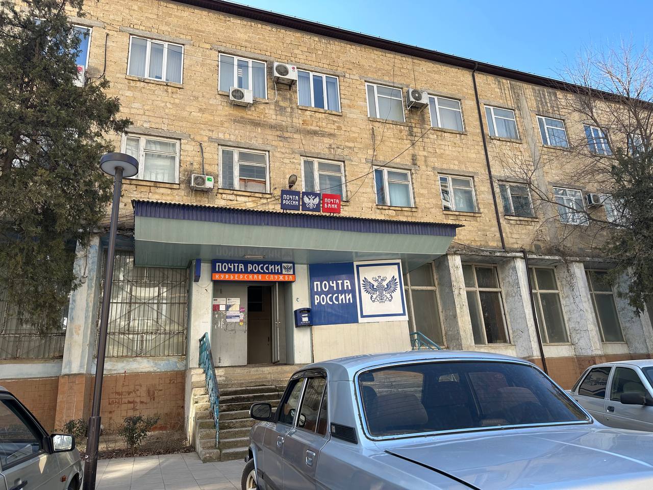 Объект аренды, площадь 82,4 кв. м., номер на поэтажном плане: 3-го этажа 26,28,  адрес (местонахождение) объекта:368600, Дагестан Респ, Дербент г, Гейдара Алиева ул, ул Советская, 6