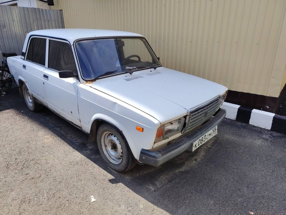 Автомобиль легковой Идентификационный номер, VIN: XTA21074D72549025 Марка, модель ТС: ВАЗ 21074, LADA 2107 Тип ТС: легковой; Категория ТС: D; Год изготовления ТС: 2007 Модель, № двигателя: 21067, 8837654 Шасси, рама: отсутствует; Кузов: 2549025; Цвет: ярко-белый Мощность двигателя: 74.1 л.с.(54.5 кВт) Рабочий объем двигателя: 1568 куб.см Экологический класс: второй Паспорт транспортного средства: 63 МК 933066