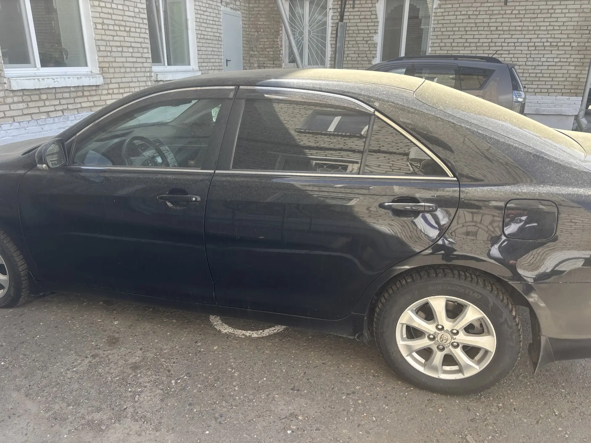 Автомобиль Toyota Camry
