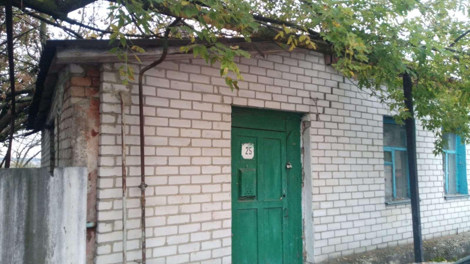 здание, назначение: нежилое, количество этажей 1, площадью 101,9 кв.м., местоположение: Липецкая область, р-н Данковский, г. Данков, ул. Советская, д. 25, кадастровый номер 48:03:0690288:56, с земельным участком из земель населенных пунктов, площадью 385 кв.м., кадастровый номер 48:03:0690288:1, вид разрешенного использования: для ведения приусадебного хозяйства, местоположение: Российская Федерация, Липецкая обл., Данковский м.р-н, г. Данков, ул. Советская, д. 25
