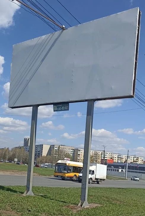 Рекламная конструкция - щит (билборд) двухопорный двусторонний (номенклатурный №: 151416) с размерами информационного поля: 6х3 м.