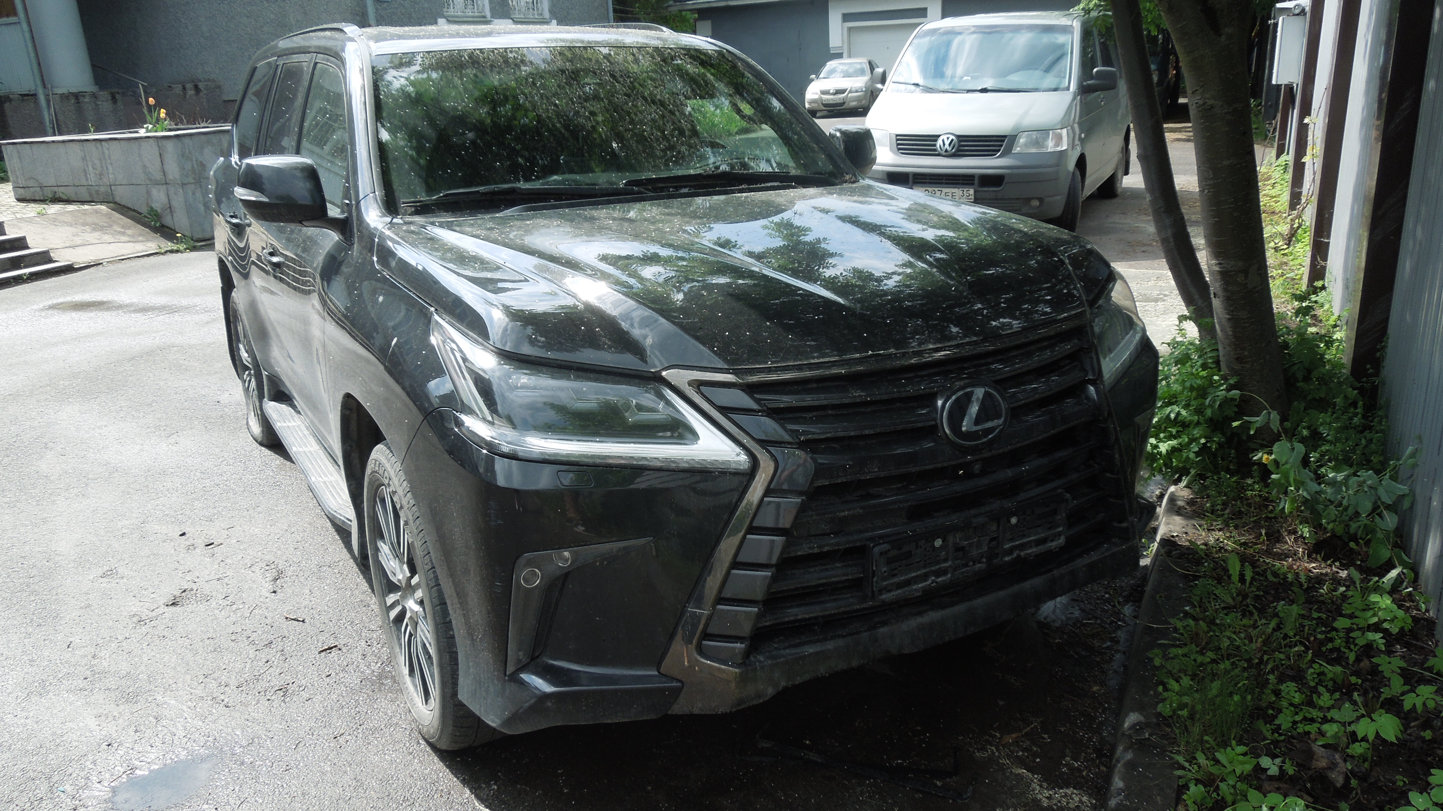 автомобиль Лексус LX570 2019 г.в. VIN JTJHY00W504297806, г/н К838ЕО35, черный. ПТС 78 УХ 625866, ключи отсутствуют
