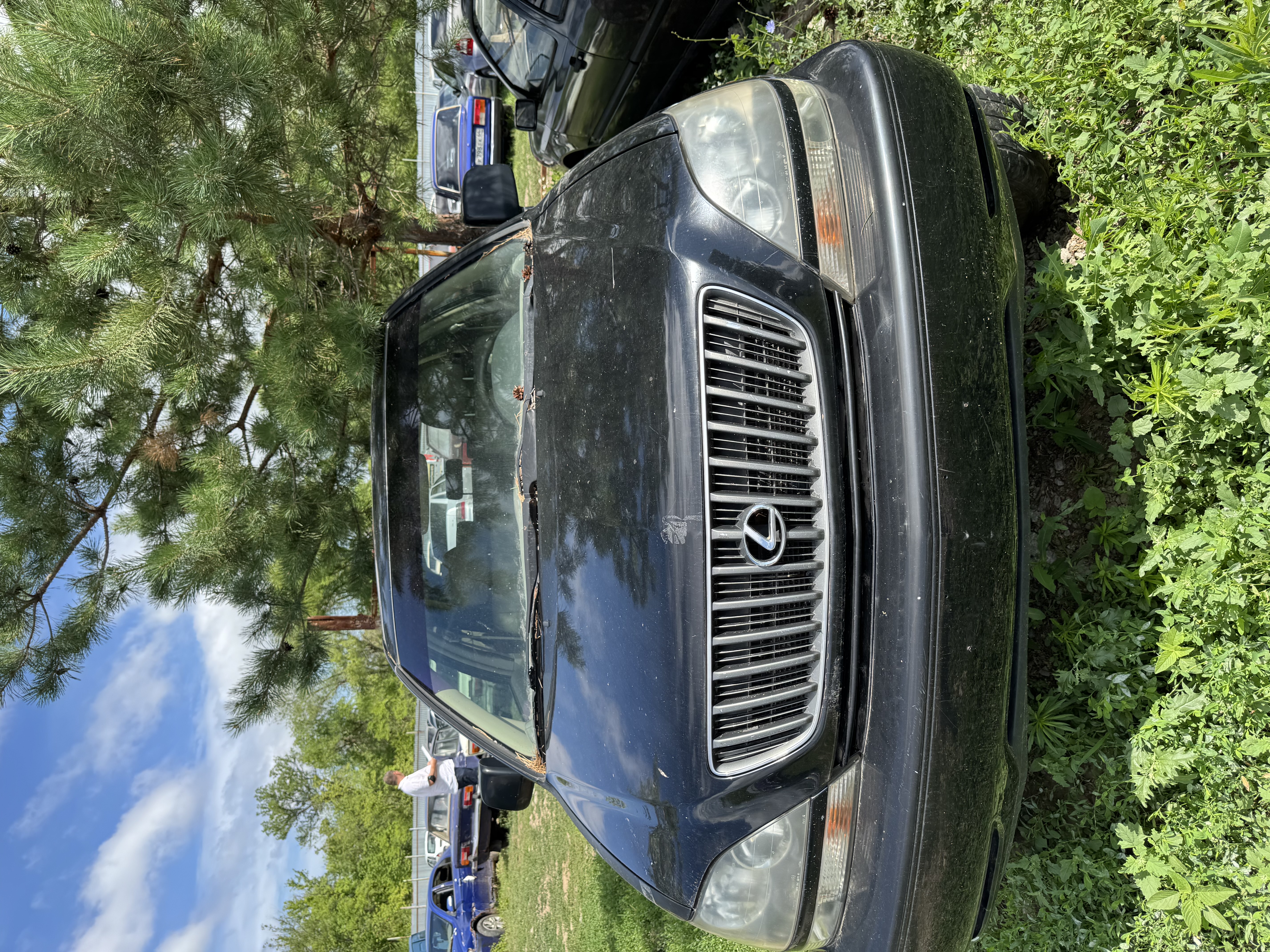 Лот №14 – Годные остатки - легковой автомобиль Lexus RX-300, 2000 г.в. (64-010733)