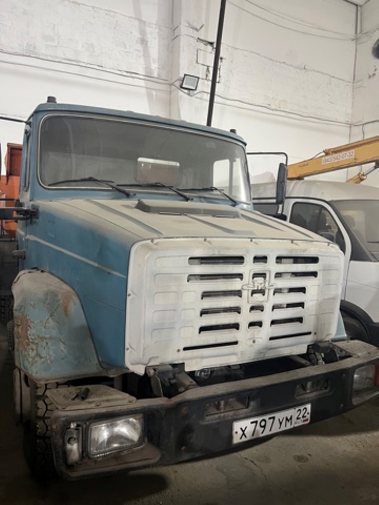 Автомобиль ЗИЛ-СААЗ-454510