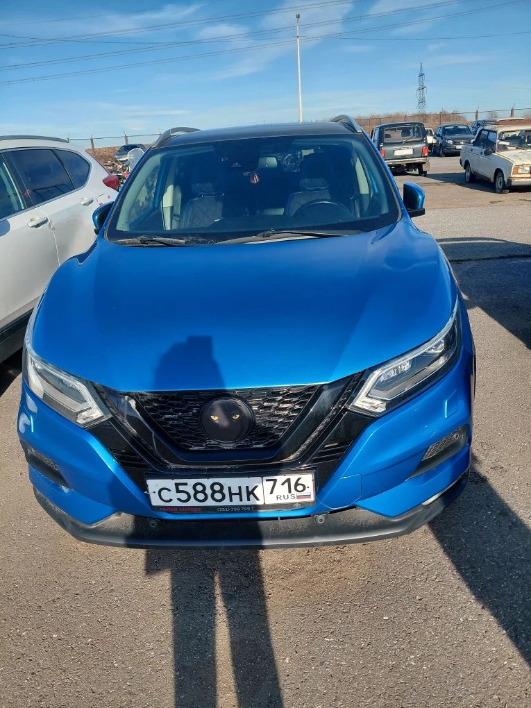 Автомобиль марки NISSAN QASHQAI (588)