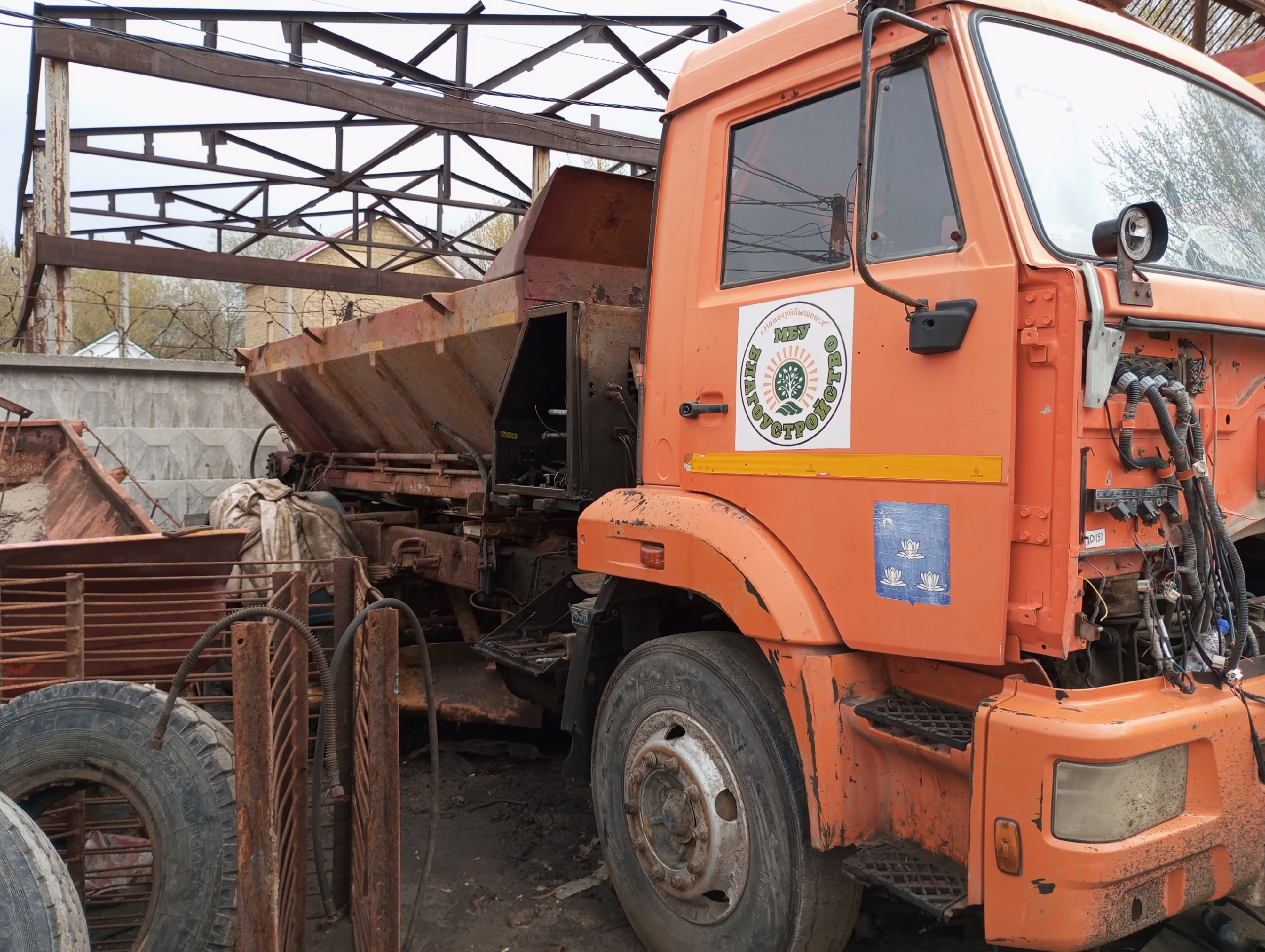 Продажа автомобиля КО-806, на шасси КамАЗ 43253-Н3