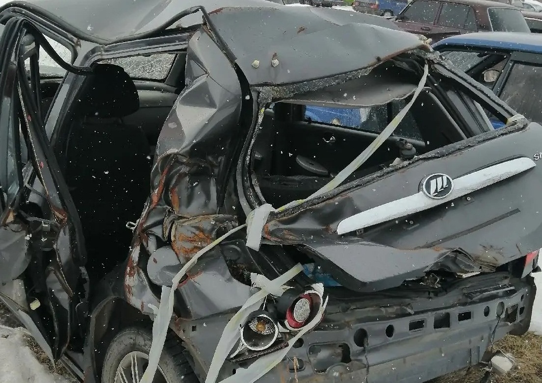 Автомобиль Lifan 113300, г/н М641МС124, 2014г.в., VIN X9W113300E0012317. В аварийном состоянии комплектность и состояние не проверялась данное имущество обращено в доход государства, находится в г. Шарыпово (Документы и ключи отсутствуют)