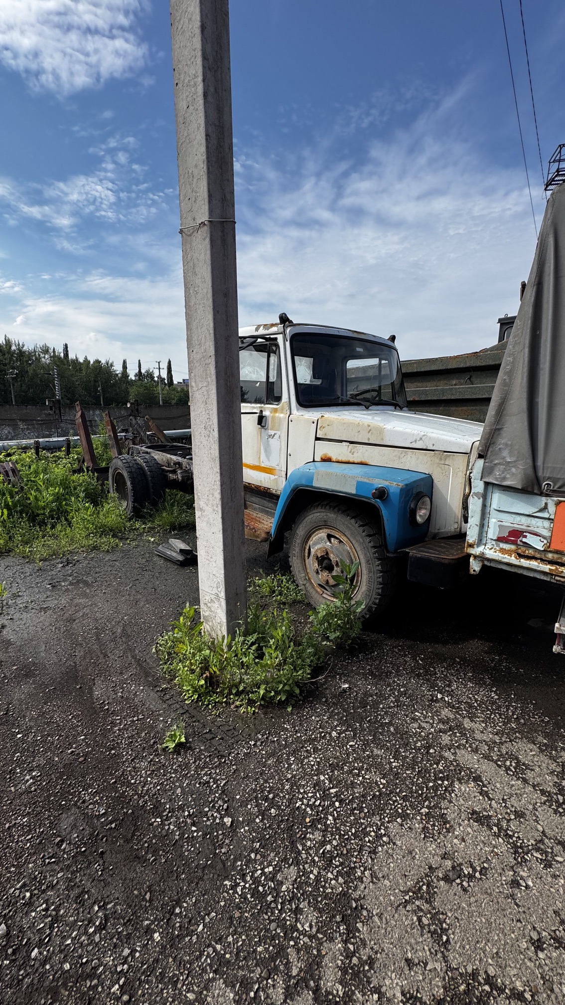 Мусоровоз ГАЗ КО-440, идентификационный номер (VIN): XVL483212D0000808, год выпуска: 2013, гос/номер P 271 OC 102