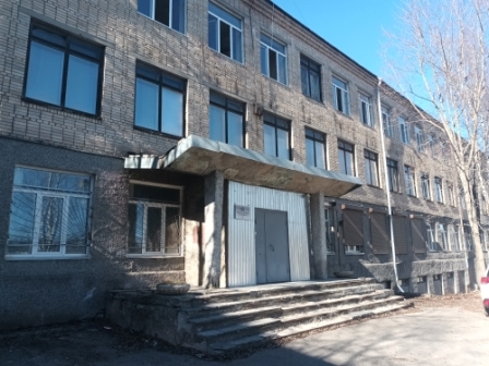 Проведение аукциона по аренде встроенных, нежилых помещений, расположены на цокольном, первом, втором и третьем этажах здания. Общая площадь, передаваемая в аренду - 3141,5 кв.м. (пом.1 с кадастровым номером 10:01:0200127:1387 общей площадью 229,2 кв.м., пом.2 с кадастровым номером 10:01:0200127:1388 общей площадью 14,1 кв.м., пом.3 с кадастровым номером 10:01:0200127:1391 общей площадью 2898,2 кв.м.).Этажность: 4.Расположенные по адресу:Республика Карелия,г. Петрозаводск,ул. Жуковского, д. 32