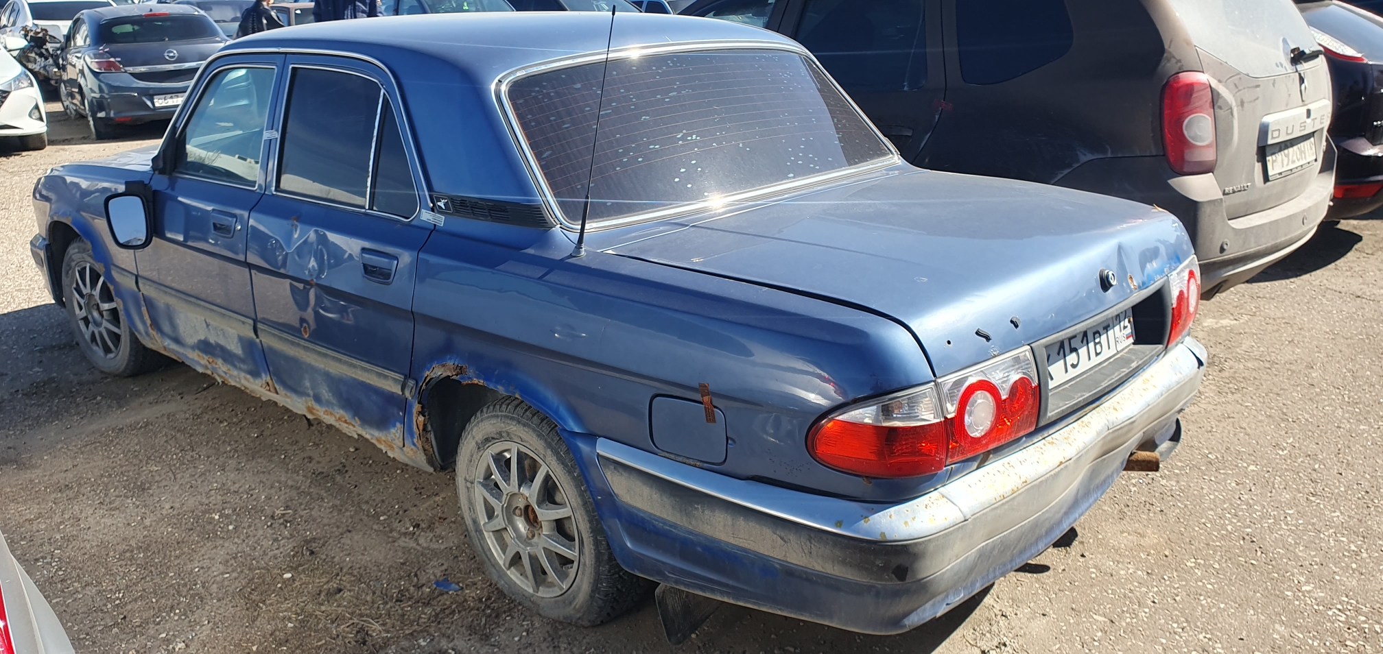 Автомобиль марки  ГАЗ 31105 (151)