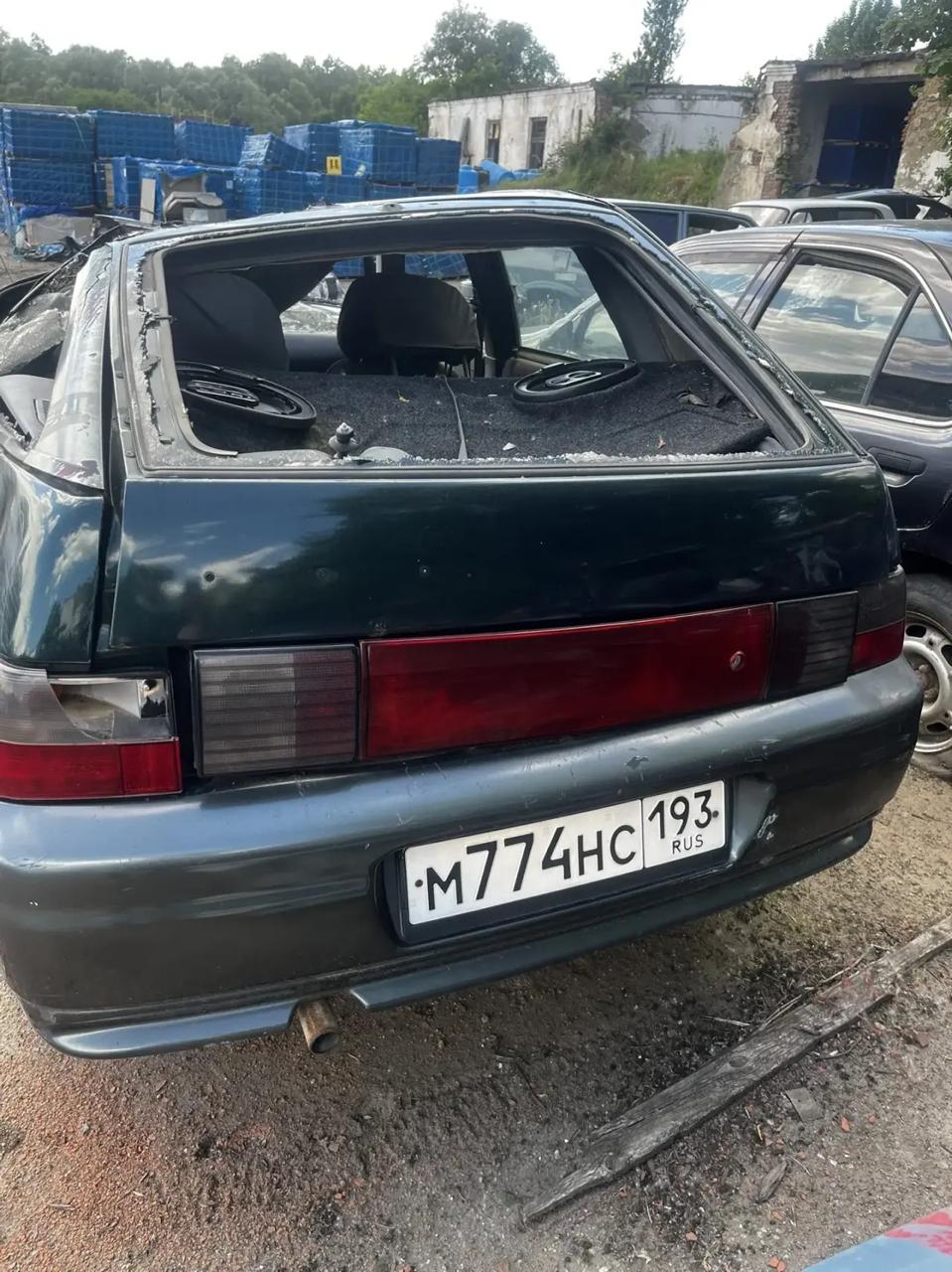 Автомобиль ВАЗ 21120, г.н М774НС193, VIN XTA21120030169368, в кузове темно – зеленого цвета. Документы отсутствуют.