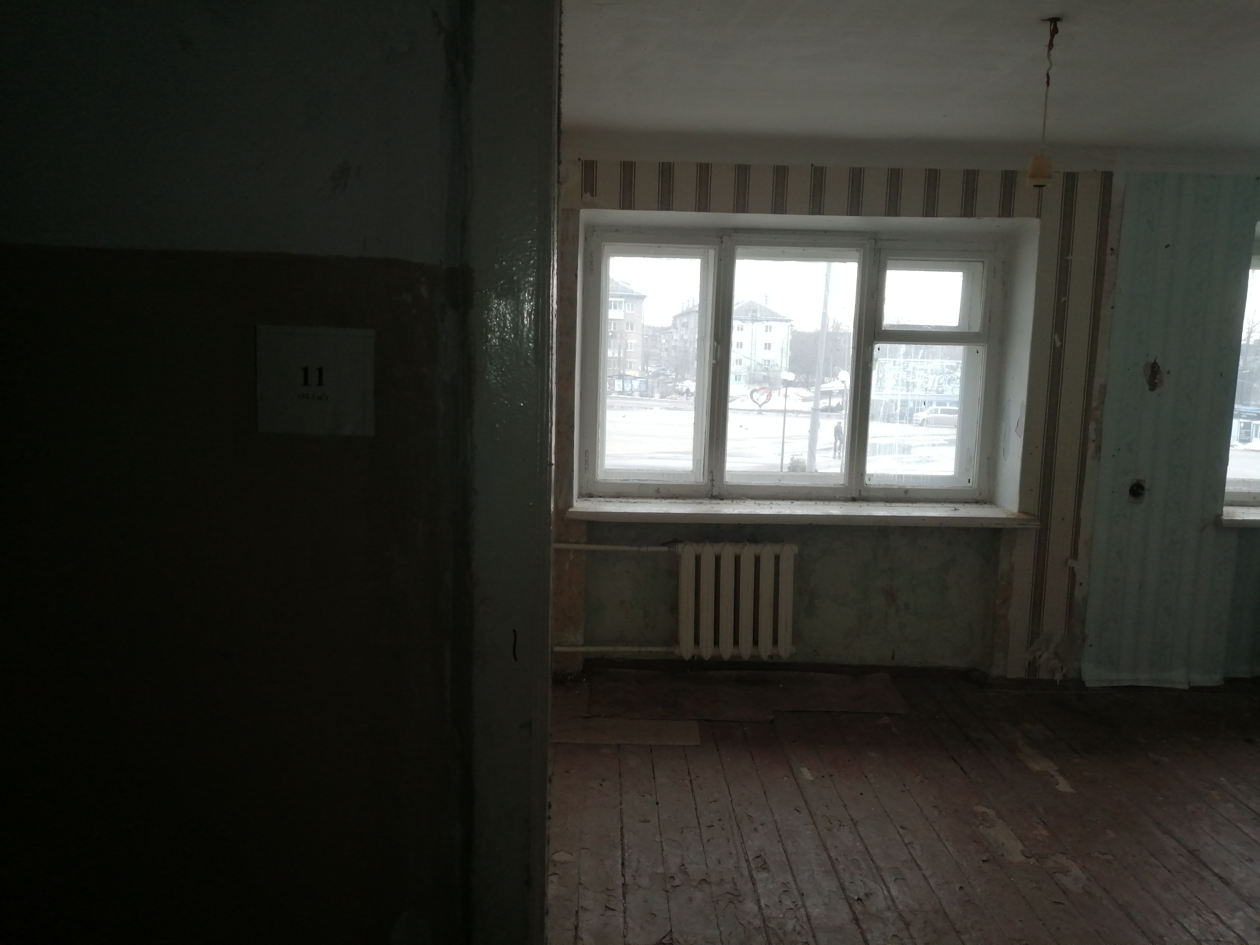 Продажа нежилого помещения, на 1-этаже четырёх этажного жилого дома, площадь помещения 31.3 кв.м, по адресу: Пермский край, ЗАТО Звёздный, ул. Ленина 12