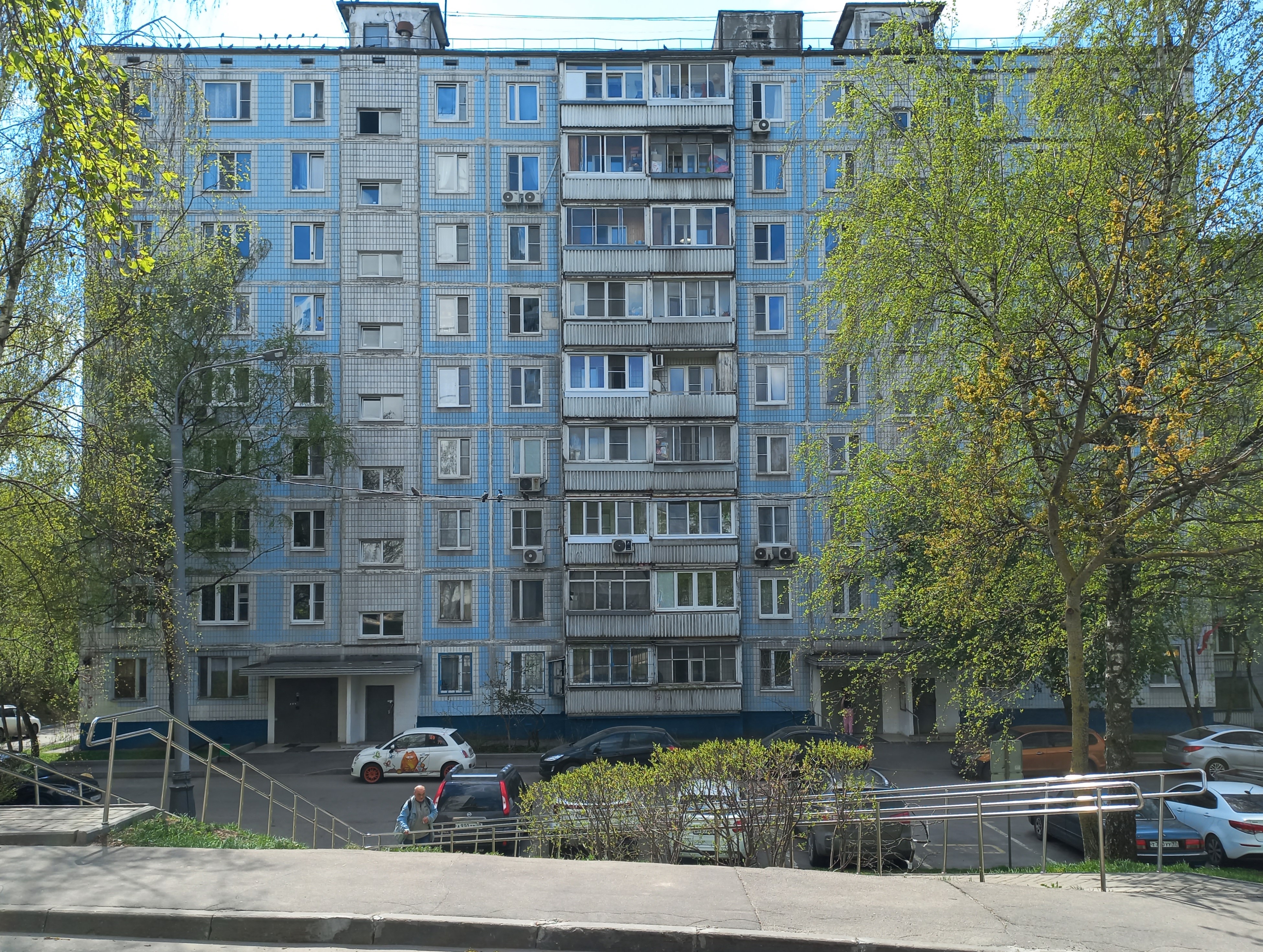 Продажа имущества, находящегося в собственности города Москвы, жилое помещение по адресу: г. Москва, ул. Голубинская, д. 9, кв. 627, общей площадью 51,3 кв. м (этаж № 6), кадастровый номер: 77:06:0009002:4405