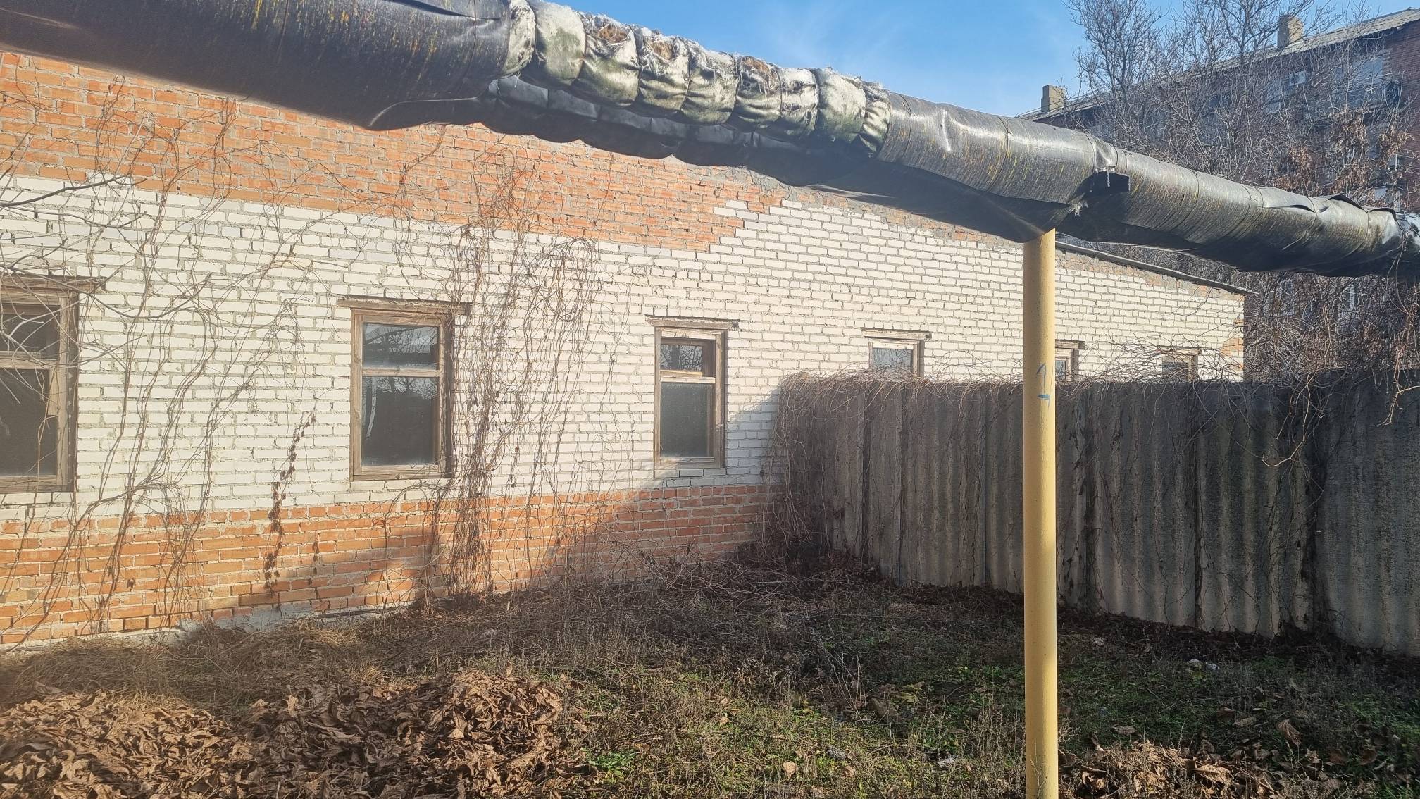 Нежилое помещение площадью 171,30 кв.м., кадастровый № 61:49:0010402:307, должник Гончарова Т.С., (Поручение ТУ Росимущества в РО от 01.07.2026 № 61-880-У). Адрес (местоположение): Ростовская область, г. Гуково, ул. Герцена, д. 129-а, номера на поэтажном плане 4,13б,14,14а,14б,15,15а,16.