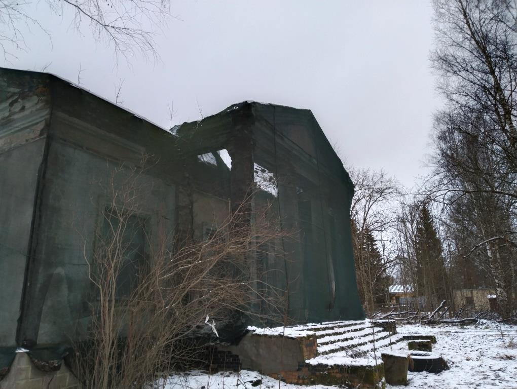 Здание, расположенное по адресу: Санкт-Петербург, город Красное Село, Октябрьская улица, дом 13А, и земельный участок, расположенный по адресу: Российская Федерация, Санкт-Петербург, внутригородское муниципальное образование города федерального значения Санкт-Петербурга город Красное Село, Октябрьская улица, земельный участок 13, находящиеся в государственной собственности Санкт-Петербурга