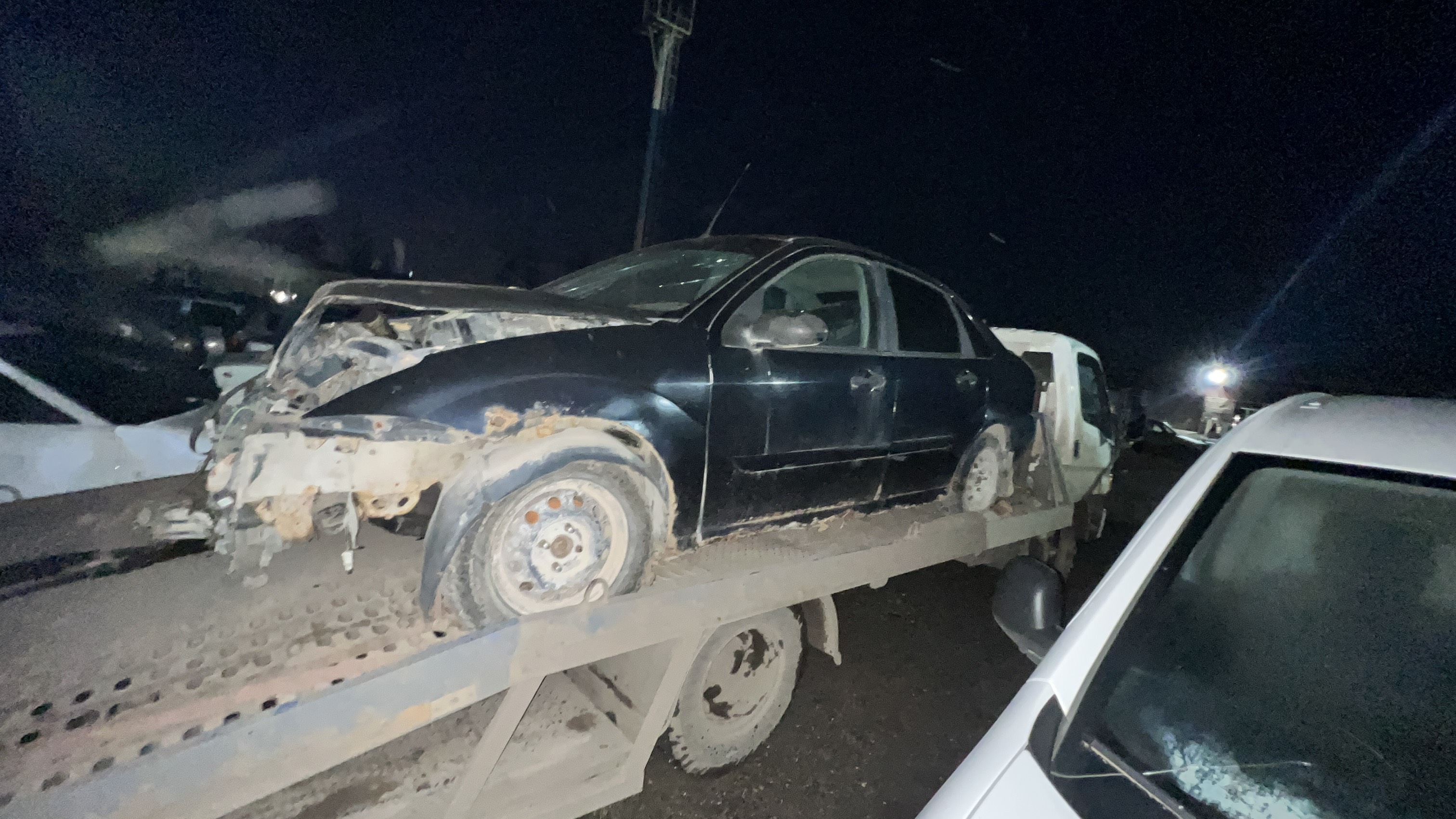Автомобиль Ford Focus ZTS, 2002 г/в, г/н В 243 МА 156, цвет синий, VIN 1FAFP383X2W313648