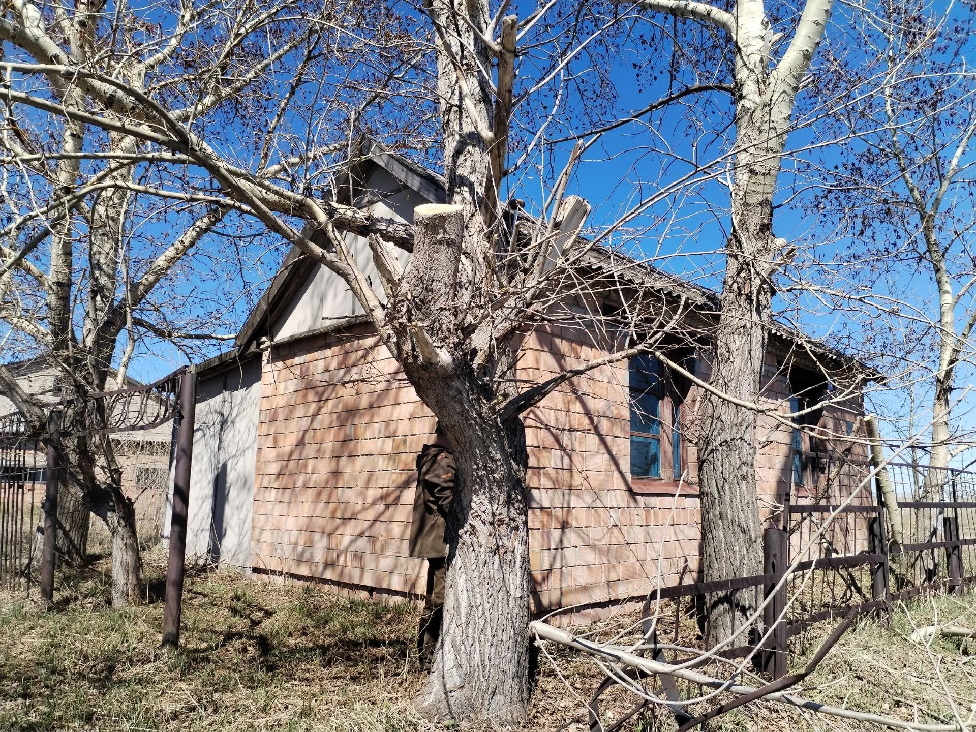 Право заключения договора купли-продажи муниципального имущества указанного в описании лота