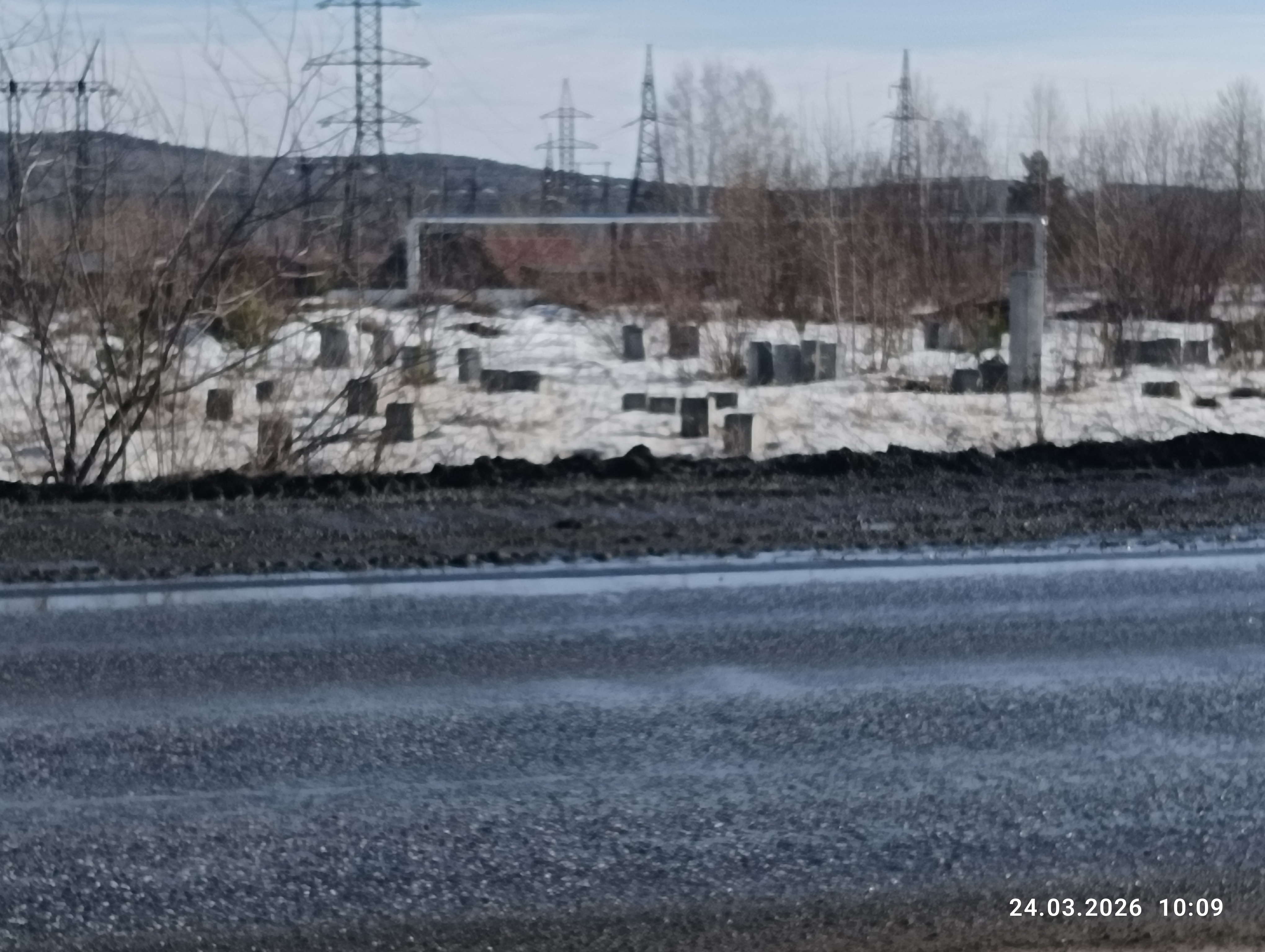 Объект незавершенного строительства площадью застройки 1486,3 кв.м., проектируемое назначение - не задано, степень готовности 18%, кадастровый номер 66:17:0809001:111, с земельным участком площадью 5800 кв.м., категория земель - земли населенных пунктов, разрешенное использование - проектирование и строительство объектов автосервиса, кадастровый номер 66:17:0809001:57, расположенные по адресу: Свердловская область, Нижнетуринский муниципальный округ, г. Нижняя Тура, ул. Транспортная, д. 1А