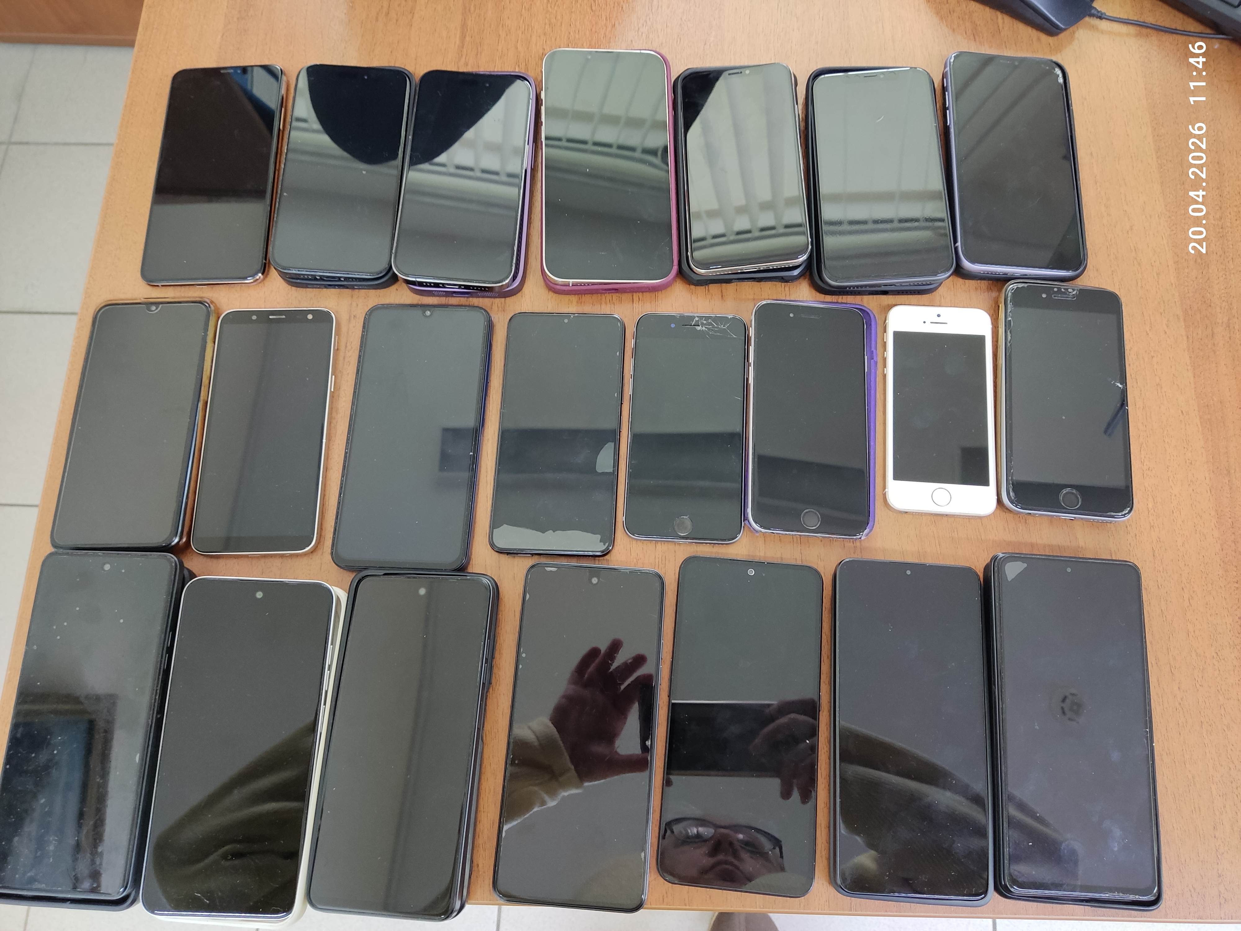 Лот №3 телефонные аппараты: Infinix, Realmi C35, Xiaomi, iPhone 6s, HTC, OPPO, Realmi C11, Realmi C3, Samsung Galaxy A73, Samsung, iPhone, Redmi Note 8 Pro, iPhone 6s, Honor 10i, iPhone 11, Xiaomi 11T, Redmi, TECNO, iPhone 14, Redmi 10C, Samsung, Redmi Note 11 Pro, iPhone, TECNO SPARK 30, TECNO SPARK, Oukitel, Infinix, Samsung Galaxy A15, iPhone X, iPhone 13 Pro Max, iPhone 6s, CMF, POCO, TECNO POVA 6 Neo, Nolia, iPhone, Redmi Note 7, iPhone 15, Redmi 9A, Redmi Note 4, Redmi 5 Plus