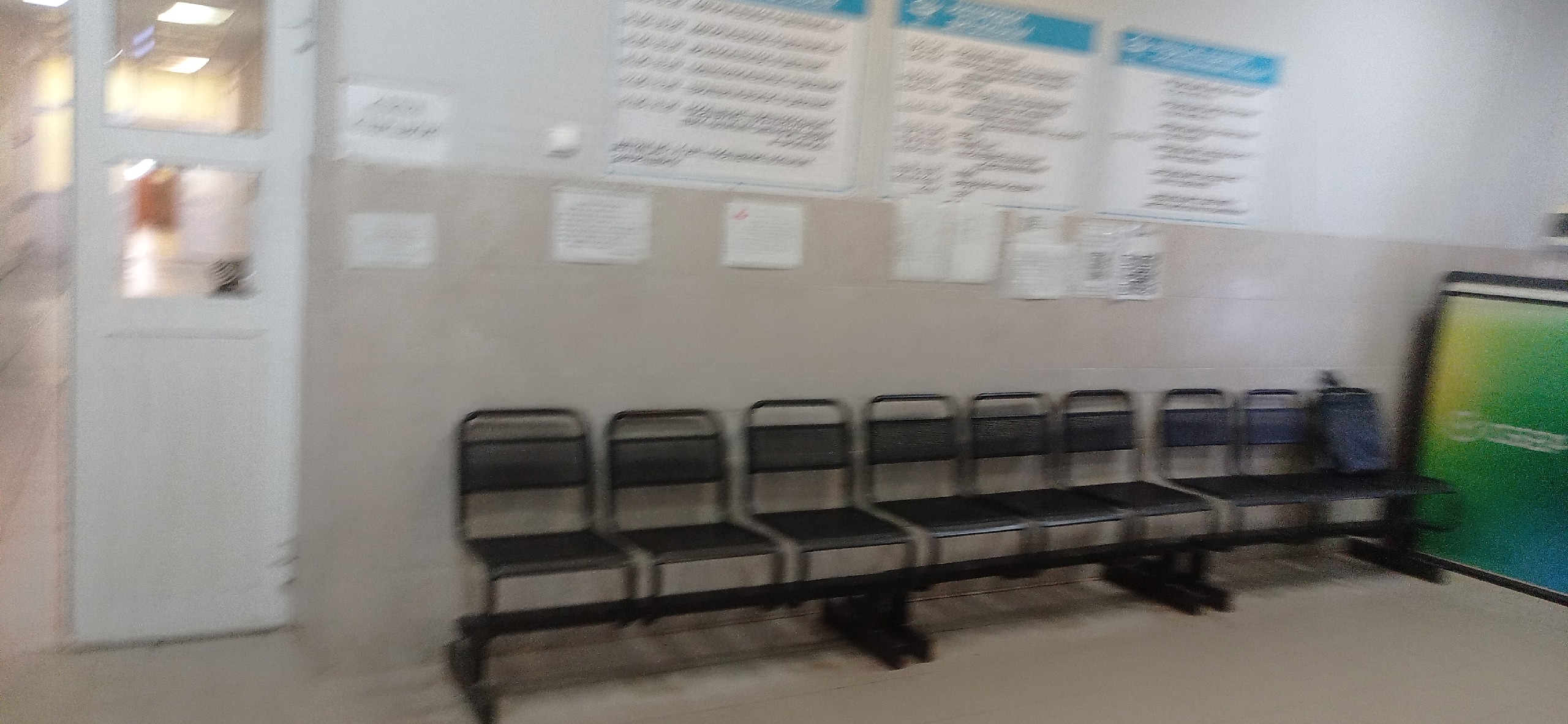 право заключения договора аренды
на часть нежилого помещения  первого этажа с номером на поэтажном плане 105 площадью 4,0 кв.м. из общей площади 62,2 кв.м. в здании больницы (далее – недвижимое имущество), расположенного по адресу: Ярославская область, г. Рыбинск, ул. Солнечная, д. 57
