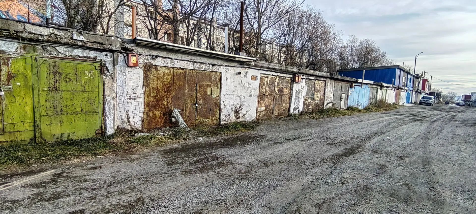 Нежилое помещение площадью 25,4 кв. м, кадастровый номер 41:01:0010116:1740, местоположение: Камчатский край, г. Петропавловск-Камчатский, ул. Давыдова, ГСК 6, бокс 36.