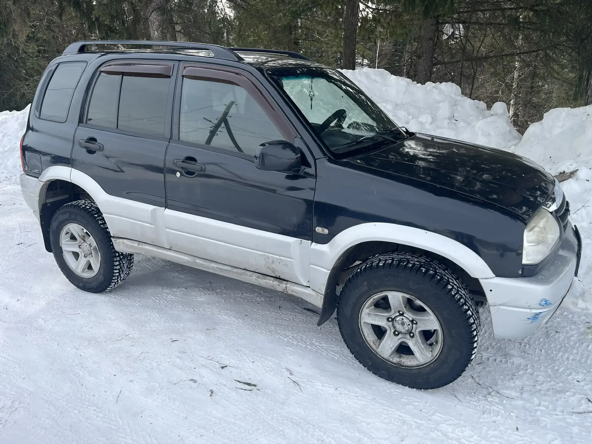 (повторные торги) Легковой автомобиль SUZUKI GRAND VITARA, 2005 г.в., г/н Е805ХА124, VIN JSAFTD62V00250971, № кузова JSAFTD62V00250971, цвет черный. Рабочее состояние не проверялось. Должник Сидоров А.В. Обременения: Арест, запреты на рег. действия. Начальная цена продажи 653650,00 руб. Задаток 99000,00 руб. (пор. 246)