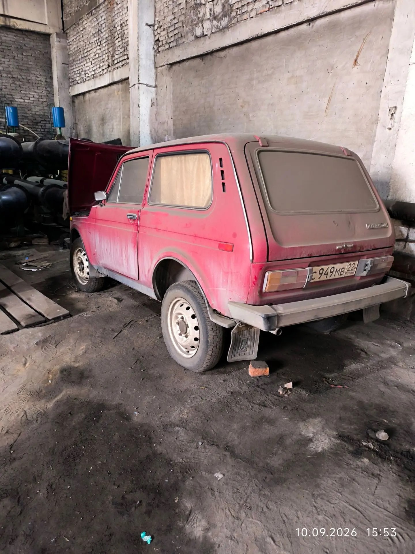 Автомобиль ВАЗ 2121