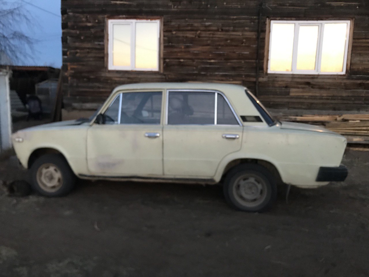 Автомобили различных марок согласно Информационному сообщению
