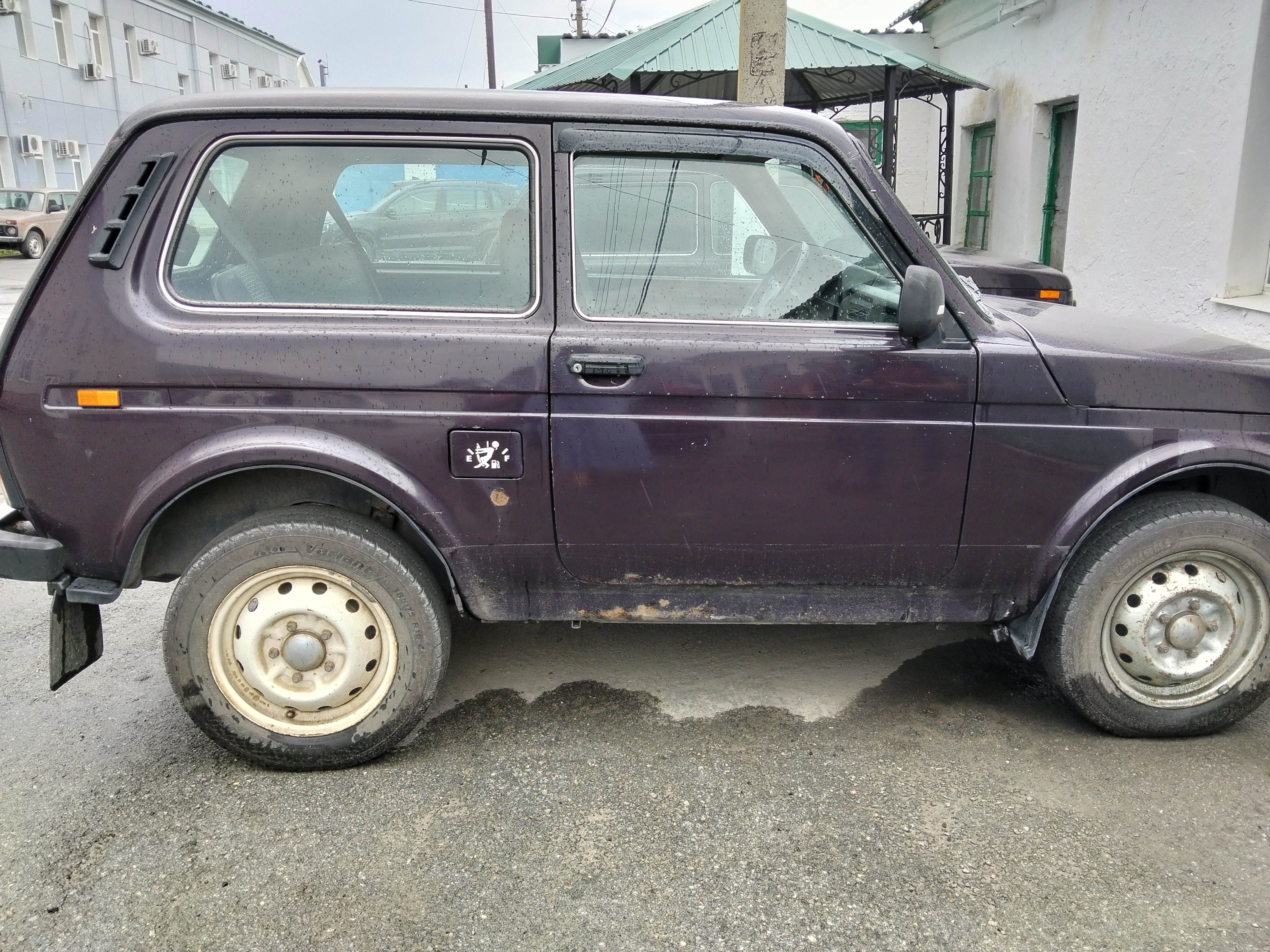 Транспортное средство - легковой автомобиль - марка, модель LADA, 212140, 2015 года выпуска