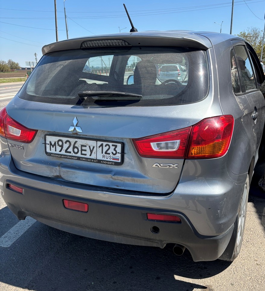 Д-к Разин А.В. А/м MITSUBISHI ASX 1.6, г/в 2012, г/н М926ЕУ123, VIN JMBXNGA1WCZ016058. Обременение:арест, н/ц 780 453,00 руб., з-к 156 091,00 руб., ш/а 7 805,00 руб.