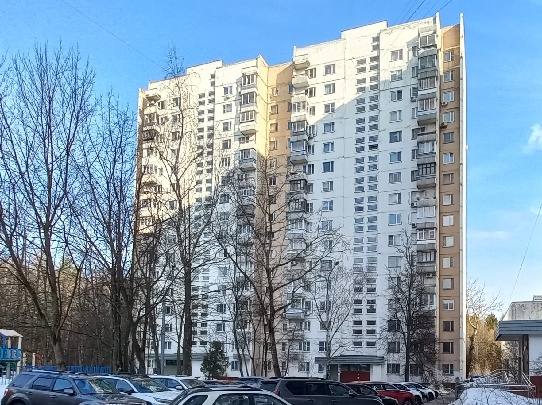 Продажа имущества, находящегося в собственности города Москвы: жилое помещение по адресу: г. Москва, пр-кт Новоясеневский, д. 25/20, кв. 66, общей площадью 54 кв. м. (Этаж № 1), кадастровый номер: 77:06:0009008:5253