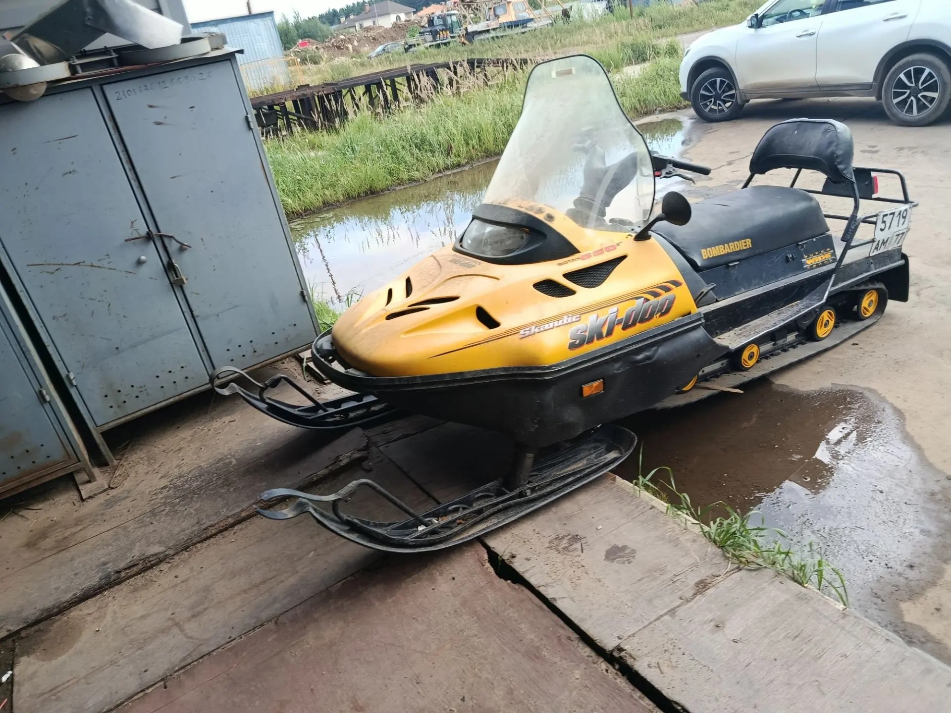 Продажа транспортного средства Спецтехника Снегоход SKI-DOO Skandic SWT (VIN)YK3S224084R000153