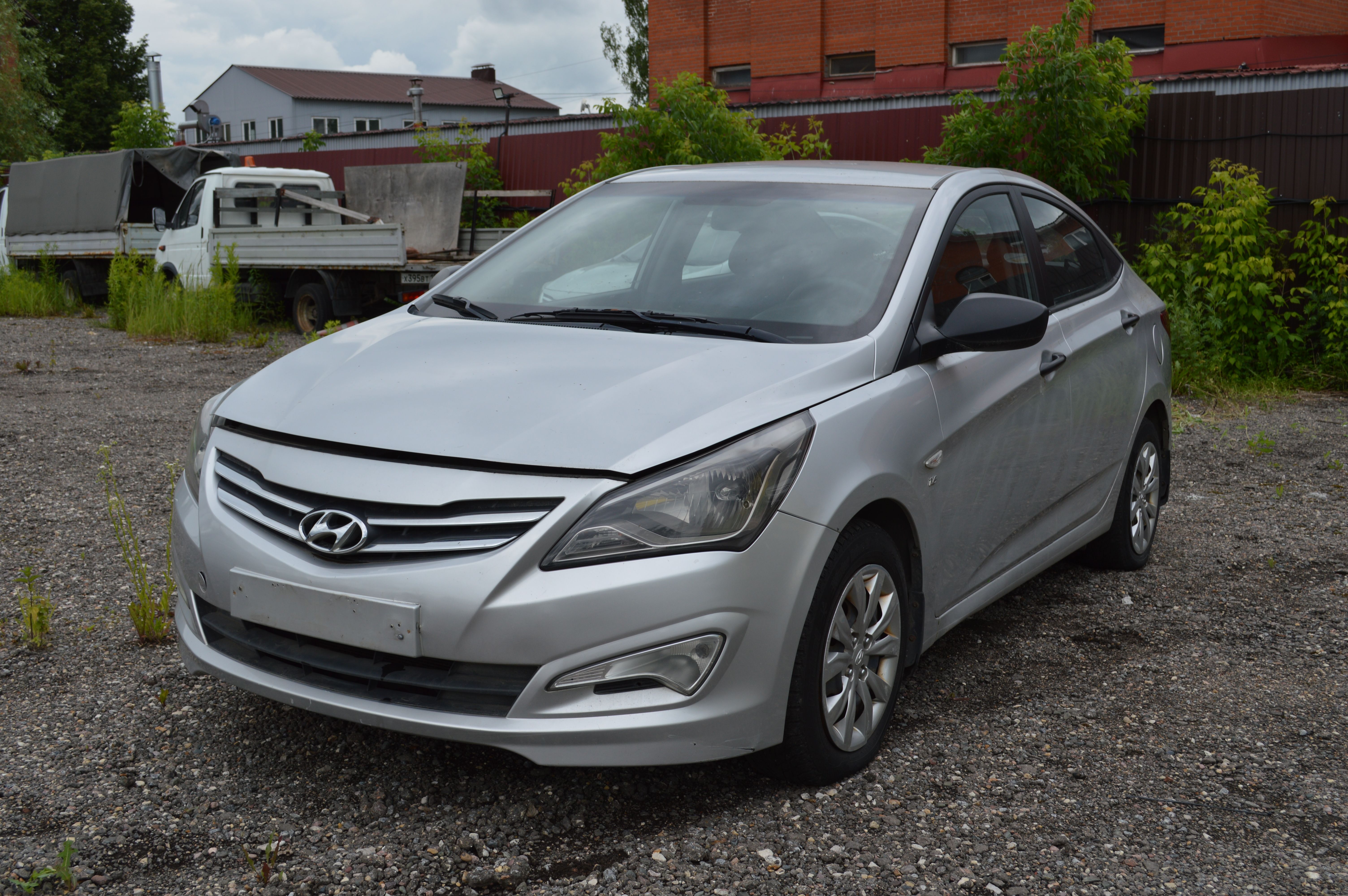 Продажа транспортного средства Легковые автомобили HYUNDAI SOLARIS VIN Z94CT41DBFR470992