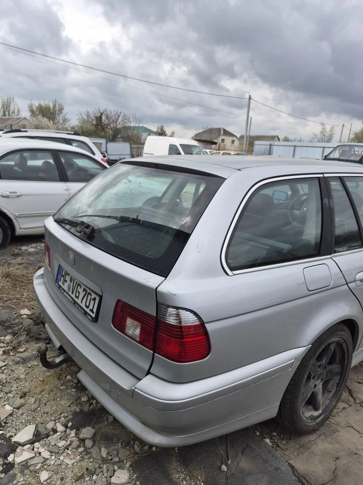 (годные остатки) транспортное средство марки BMW модель 525I, серебристого цвета, универсал, 2001 года выпуска
