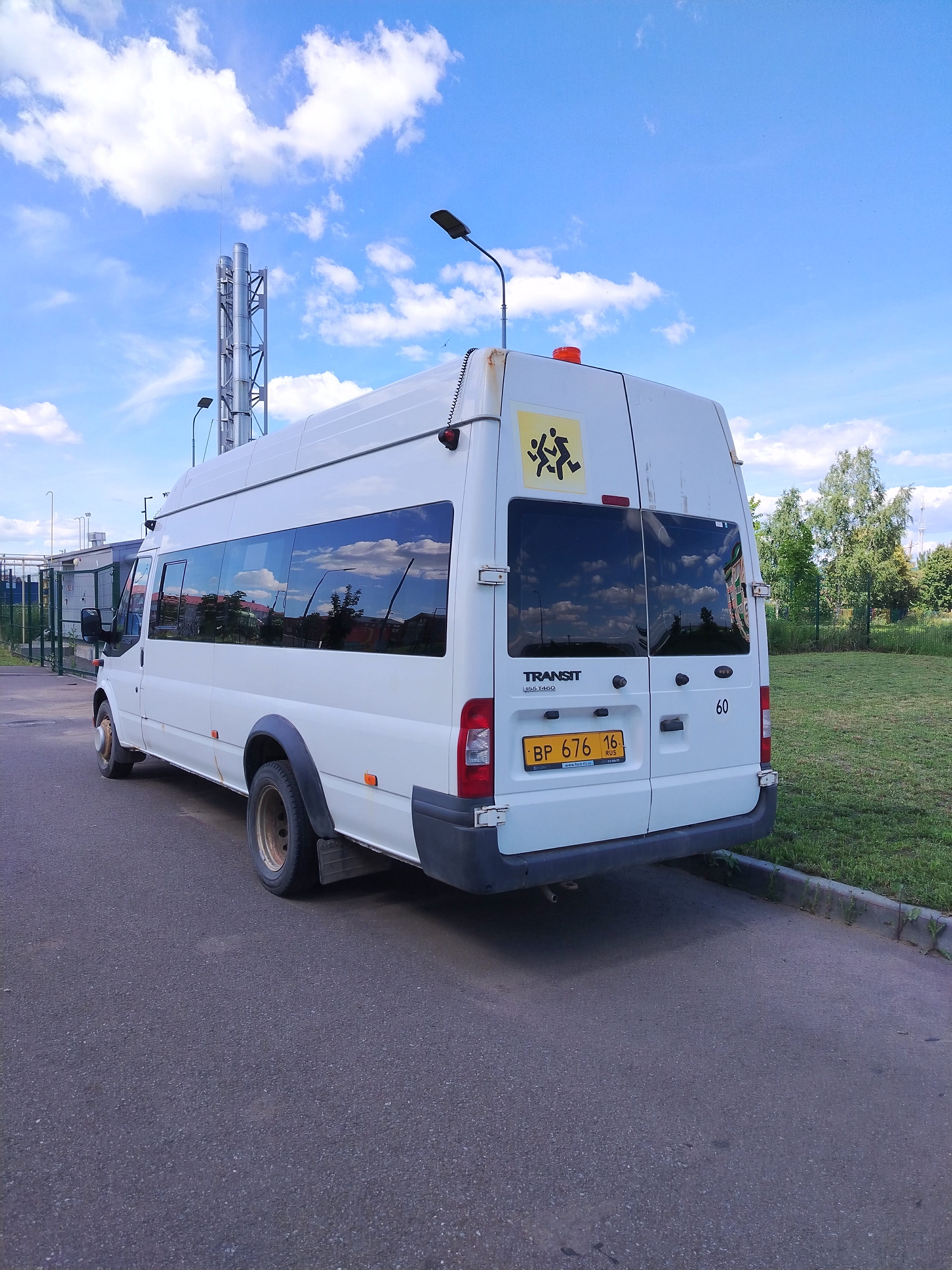 FORD TRANSIT BUS, год выпуска 2014, VIN Z6FXXXESFXDK01929, цвет белый, пробег 300000 км