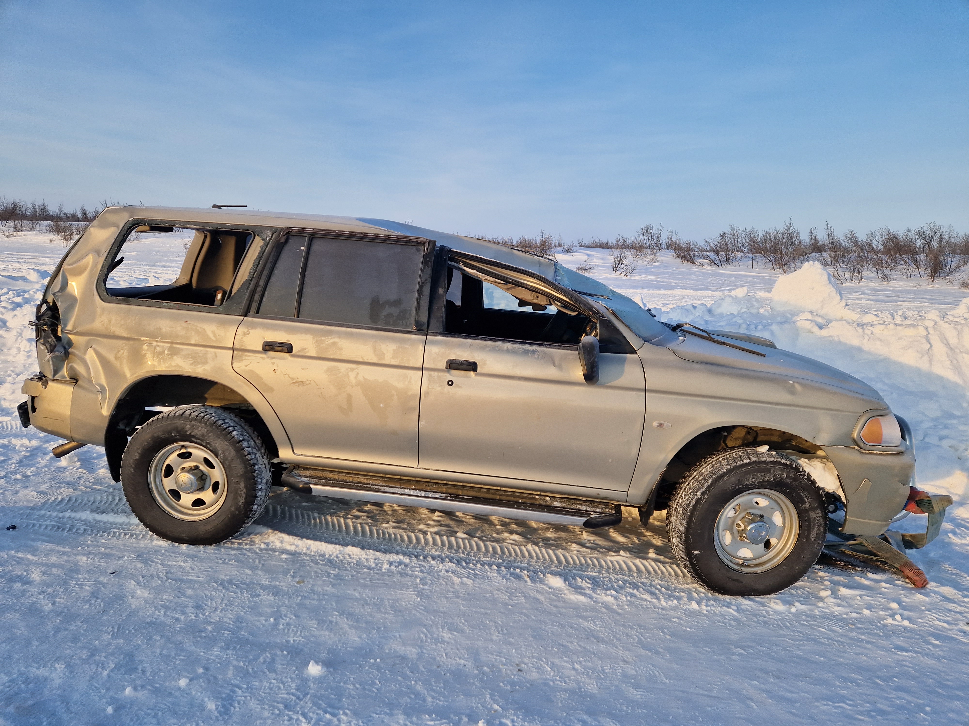 Автомобиль MITSUBISHI PAJERO SPORT 2.5 (требует капитального ремонта)