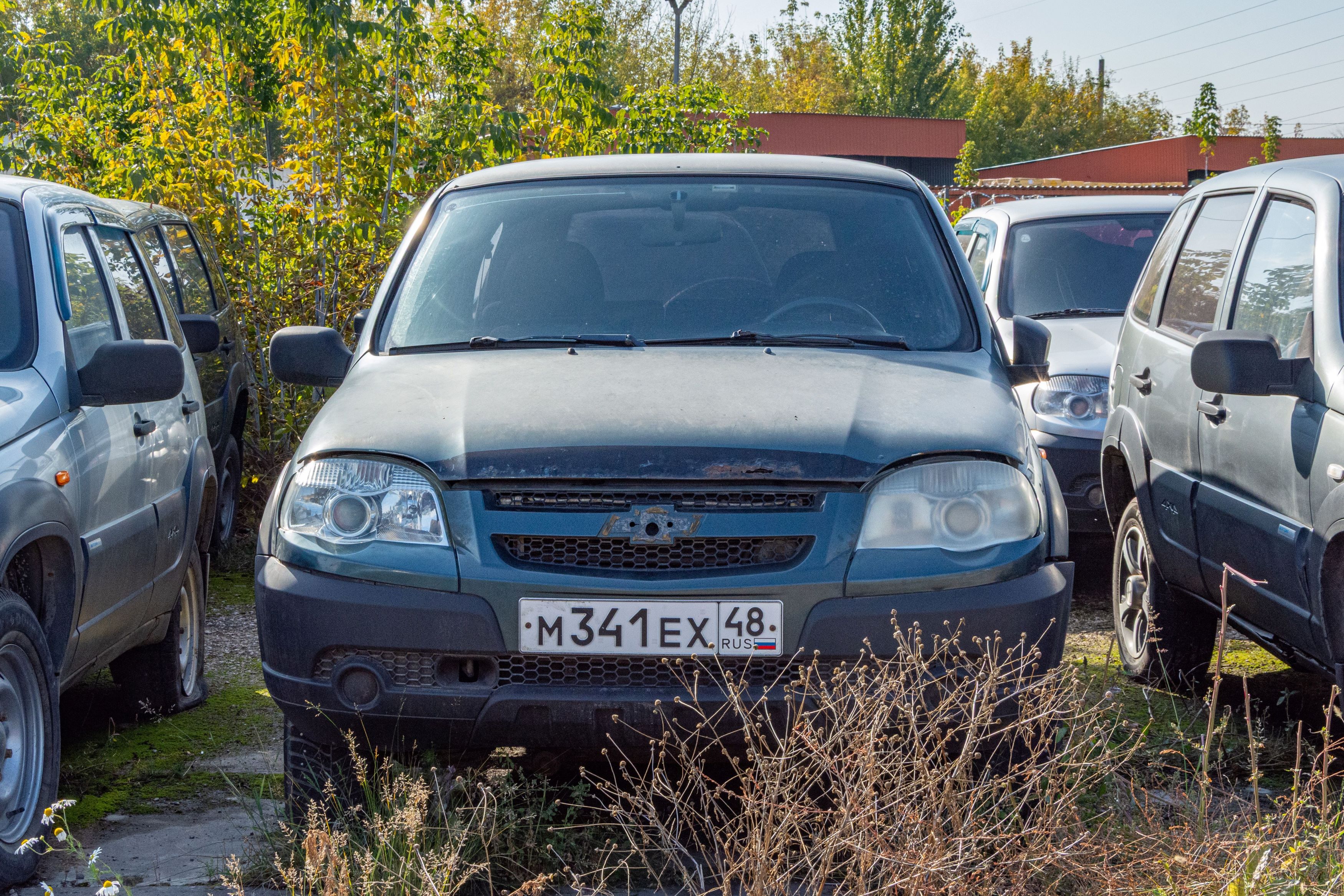 Автомобиль легковой, марка, модель ТС: CHEVROLET NIVA, 212300-55; 2010 года выпуска, идентификационный номер (VIN): X9L212300B0321562; модель и номер двигателя – 2123, 0334338, цвет кузова – темный серо-зеленый металлик по адресу: Липецкая обл., г. Липецк, пр. Поперечный, д.4