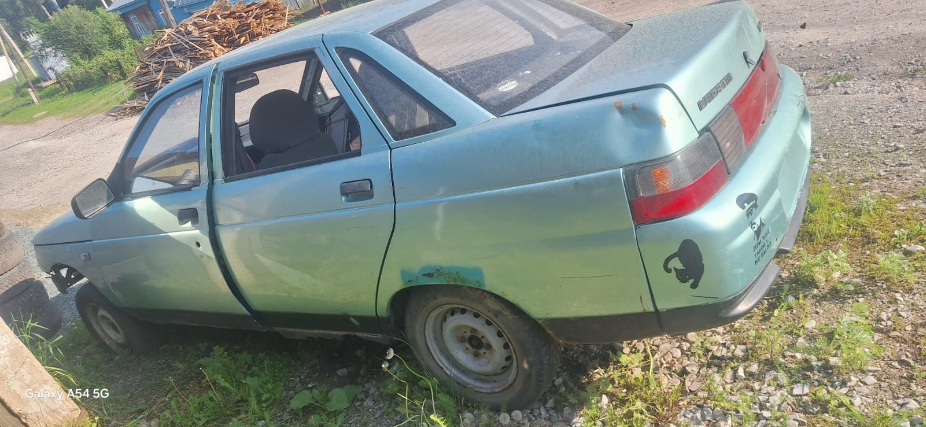 Автомобиль марки ВАЗ 21102 без г/н , vin XTA21102020487557, г.в.2002