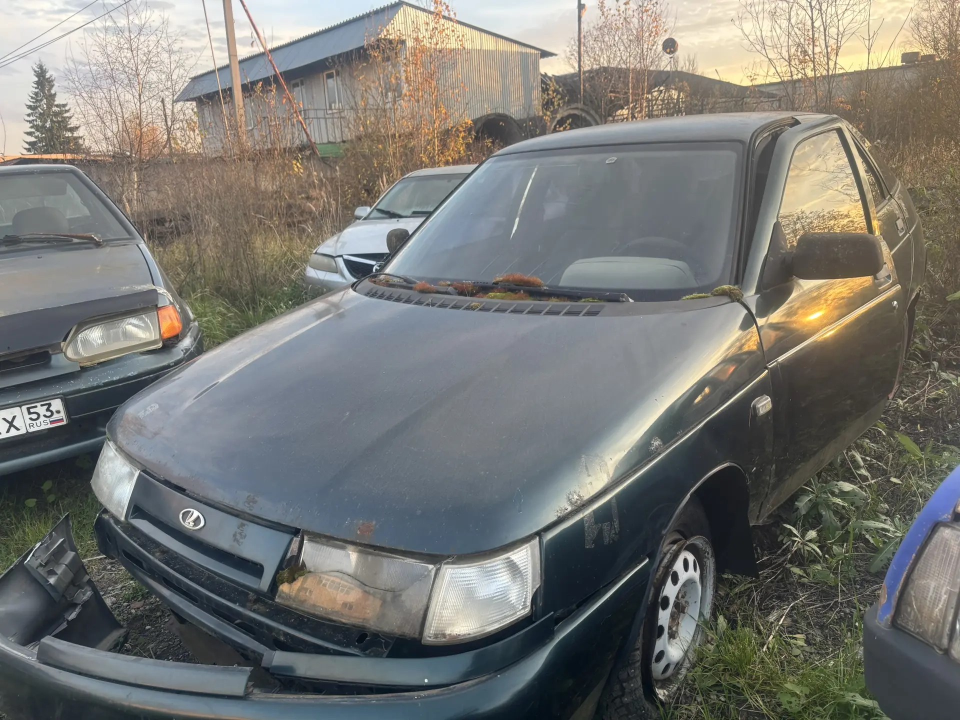 Годные остатки: легковые автомобили, 2 штуки