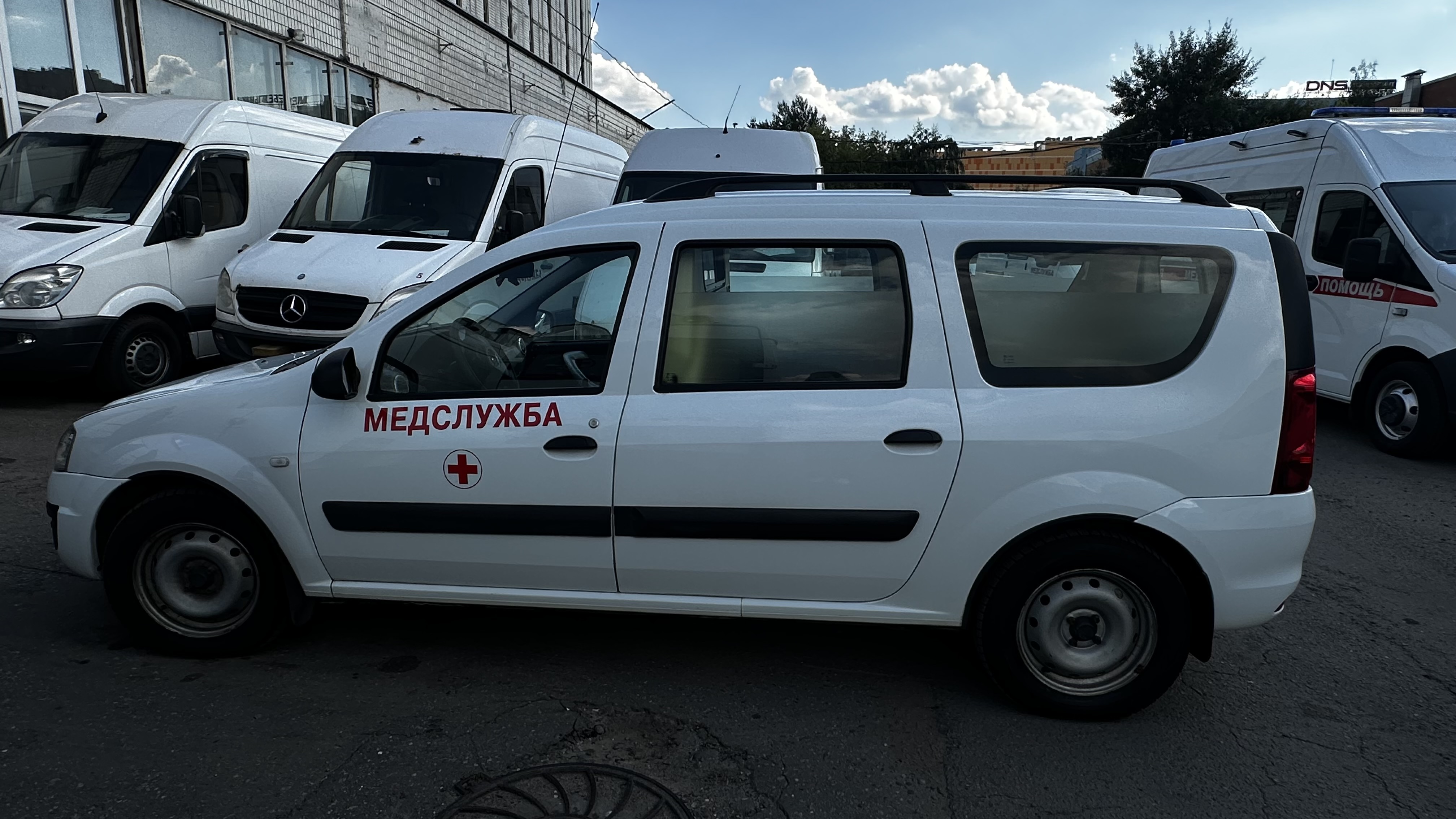Продажа транспортного средства Легковые автомобили LADA LRGS0M (VIN) Z8XLRGS0MK0000402