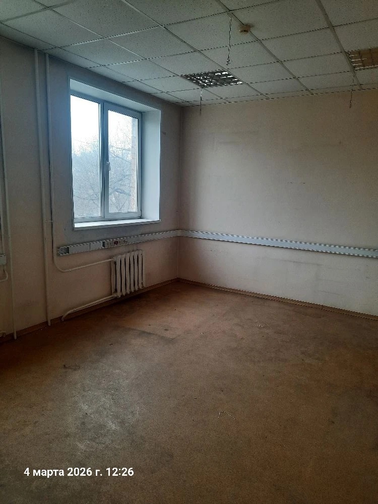 Нежилое помещение в Здании лаборатории с пристройками лит. 2, 2А, 2Б, 2В кадастровый номер 25:28:040003:572, расположенное на 2 этаже здания по адресу: Приморский край, г. Владивосток, ул. Бородинская, 14, общей площадью 23,1 кв.м. (Лит. 2Б помещение № 21)