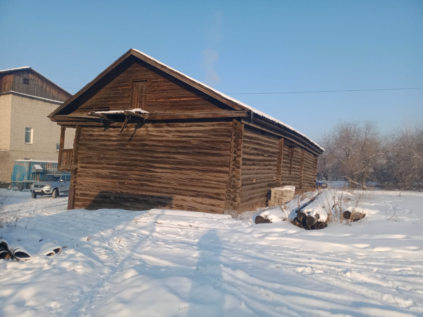 Амбар Пл. 297.6 кв. м. Местоположение: Забайкальский край, р-н. Нерчинский, г. Нерчинск, ул. Советская, д. 57 Кадастровый номер 75:12:200154:66