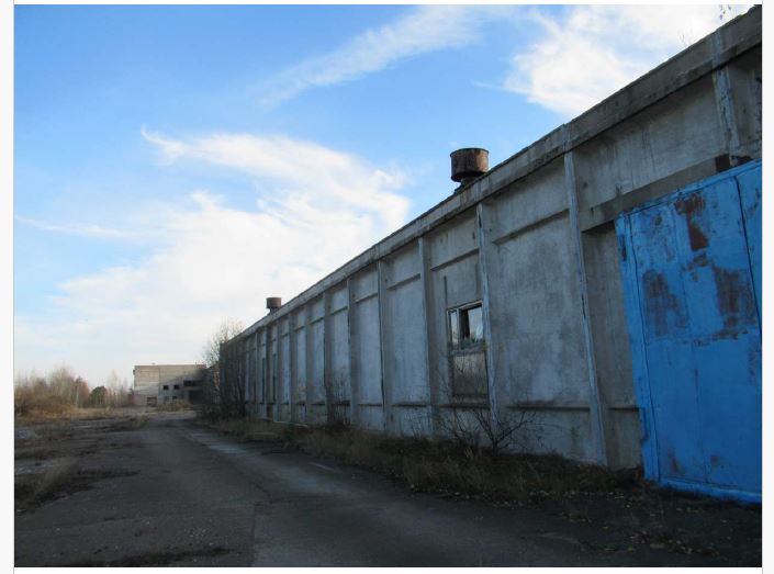 Право заключения договора аренды на нежилое здание