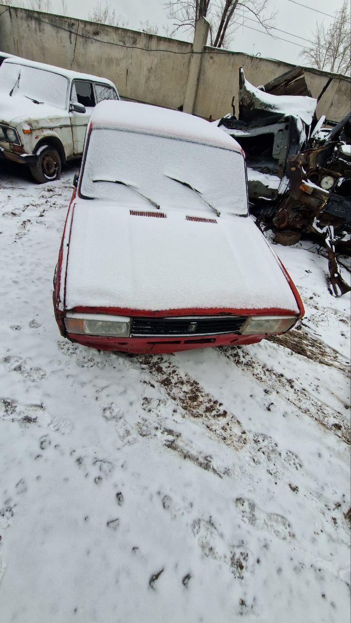 Автомобиль Ваз 21051 без г/н 1993г VIN ХТА210510Р1399191 номер двигателя 2910356, цвет красный комплектность и состояние не проверялась данное имущество обращено в доход государства, находится в Красноярск (Документы и ключи отсутствуют)