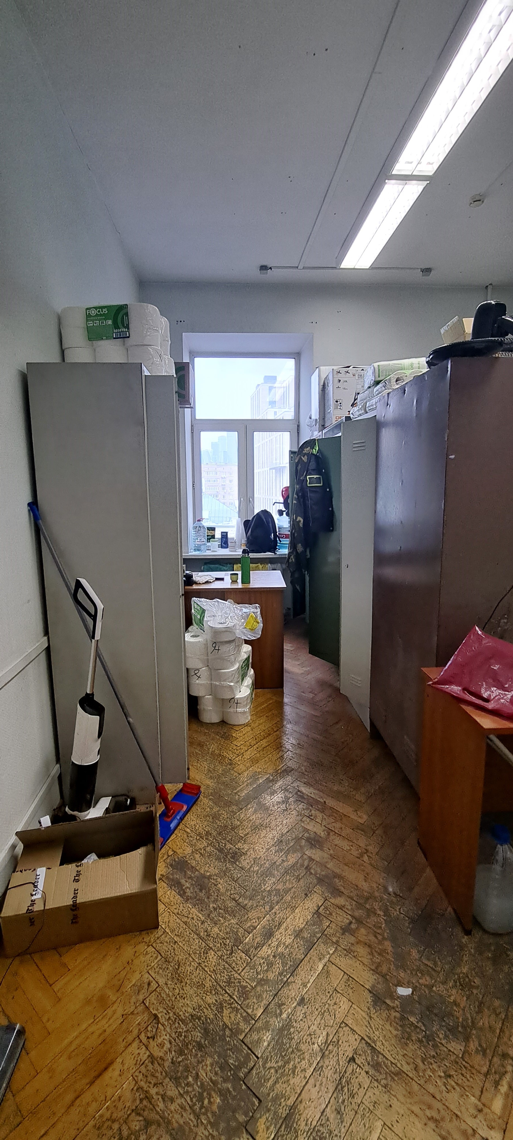 право заключения договоров аренды нежилых помещений, которые являются федеральным имуществом, закрепленным за Федеральным государственным унитарным предприятием «Президент-Сервис» Управления делами Президента Российской Федерации на праве хозяйственного ведения